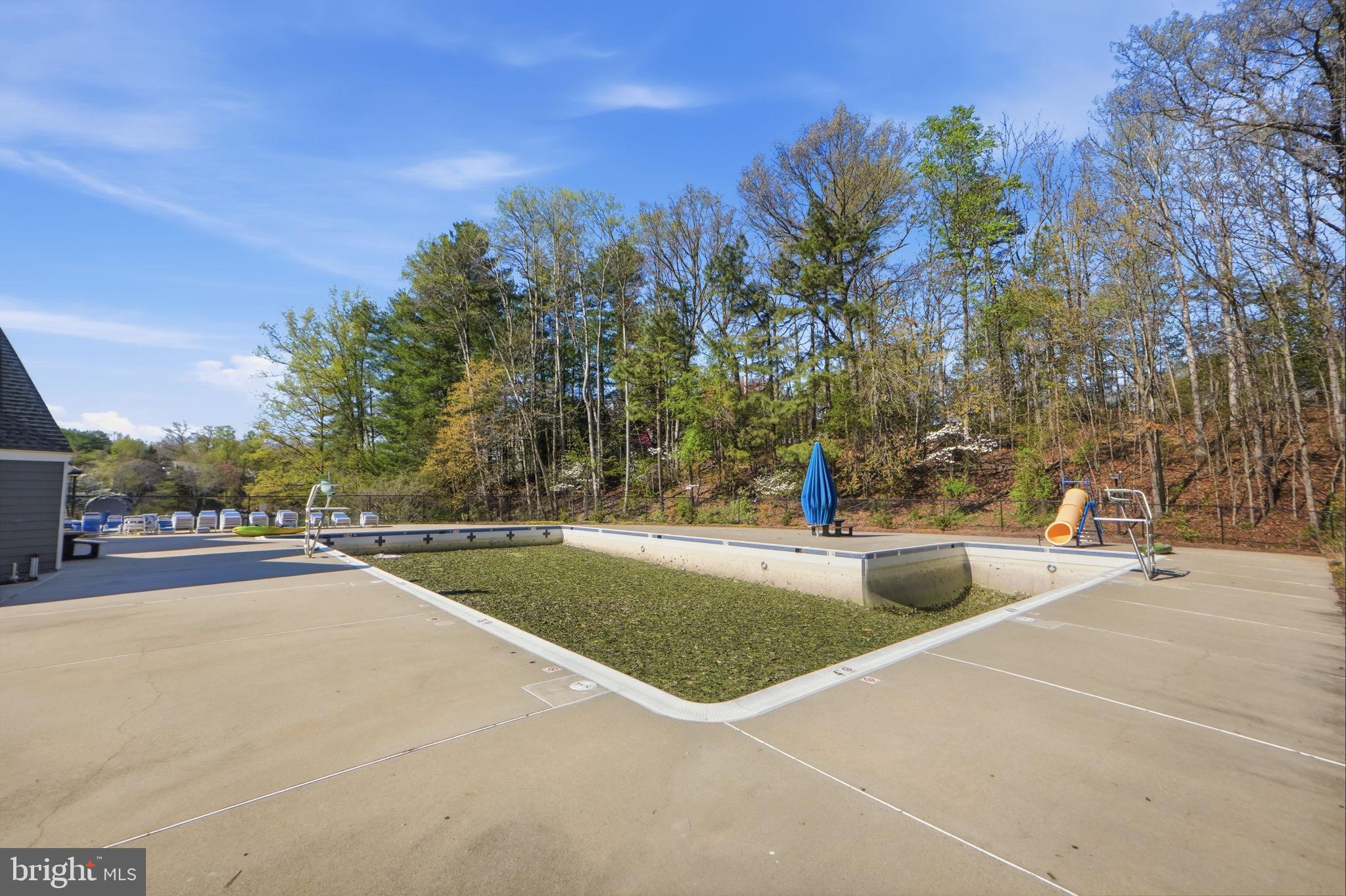 1968 VILLARIDGE DRIVE B