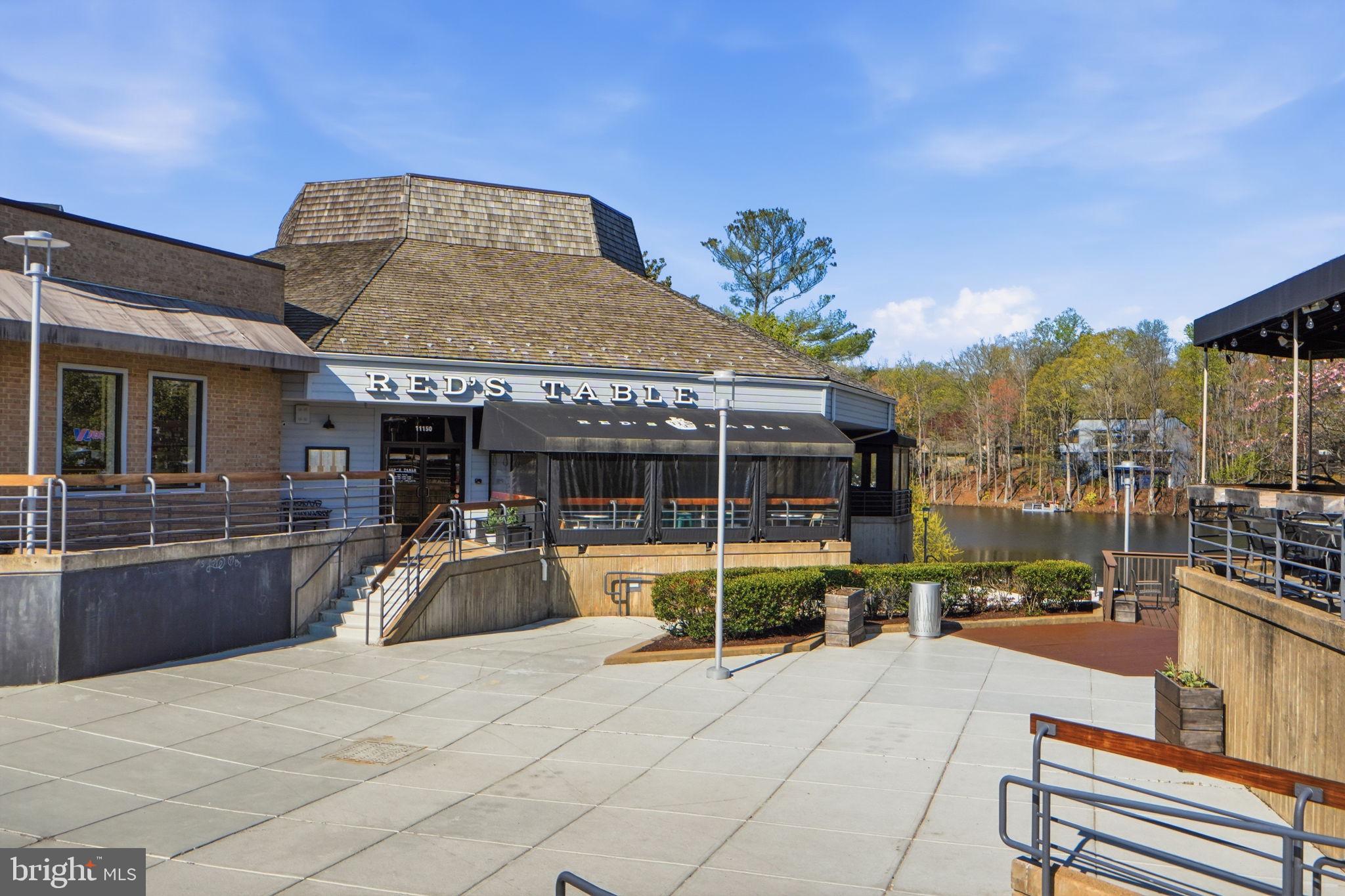 1968 VILLARIDGE DRIVE B