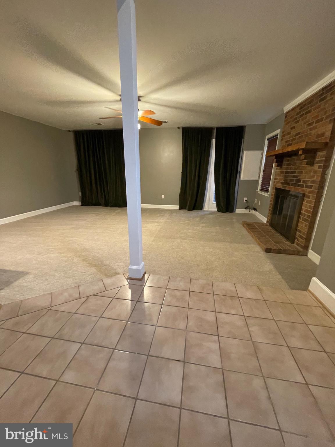 8012 MERRY OAKS COURT