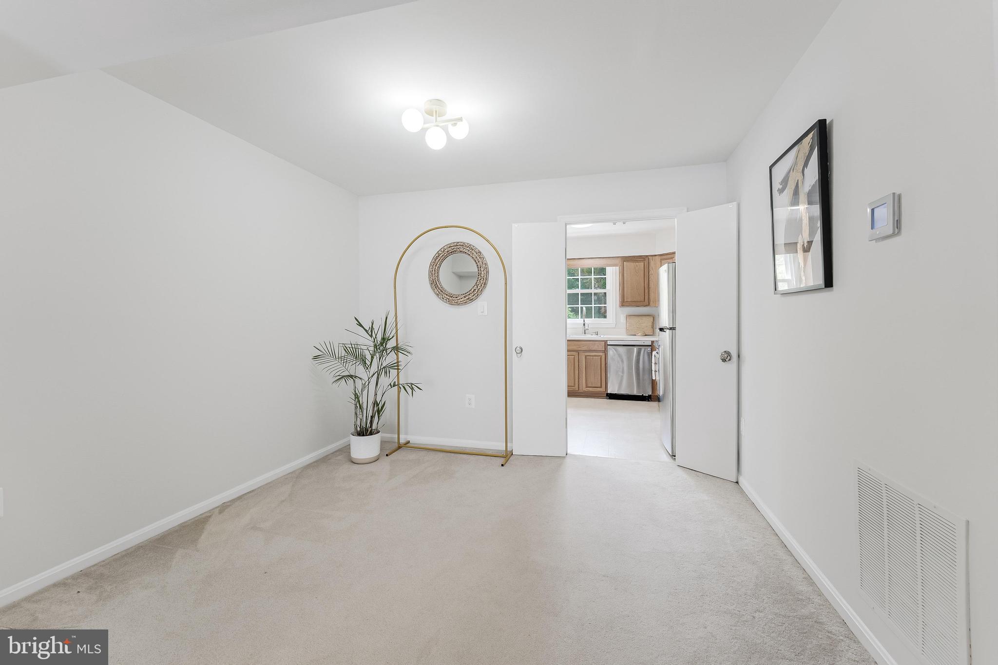 10443 MALONE COURT