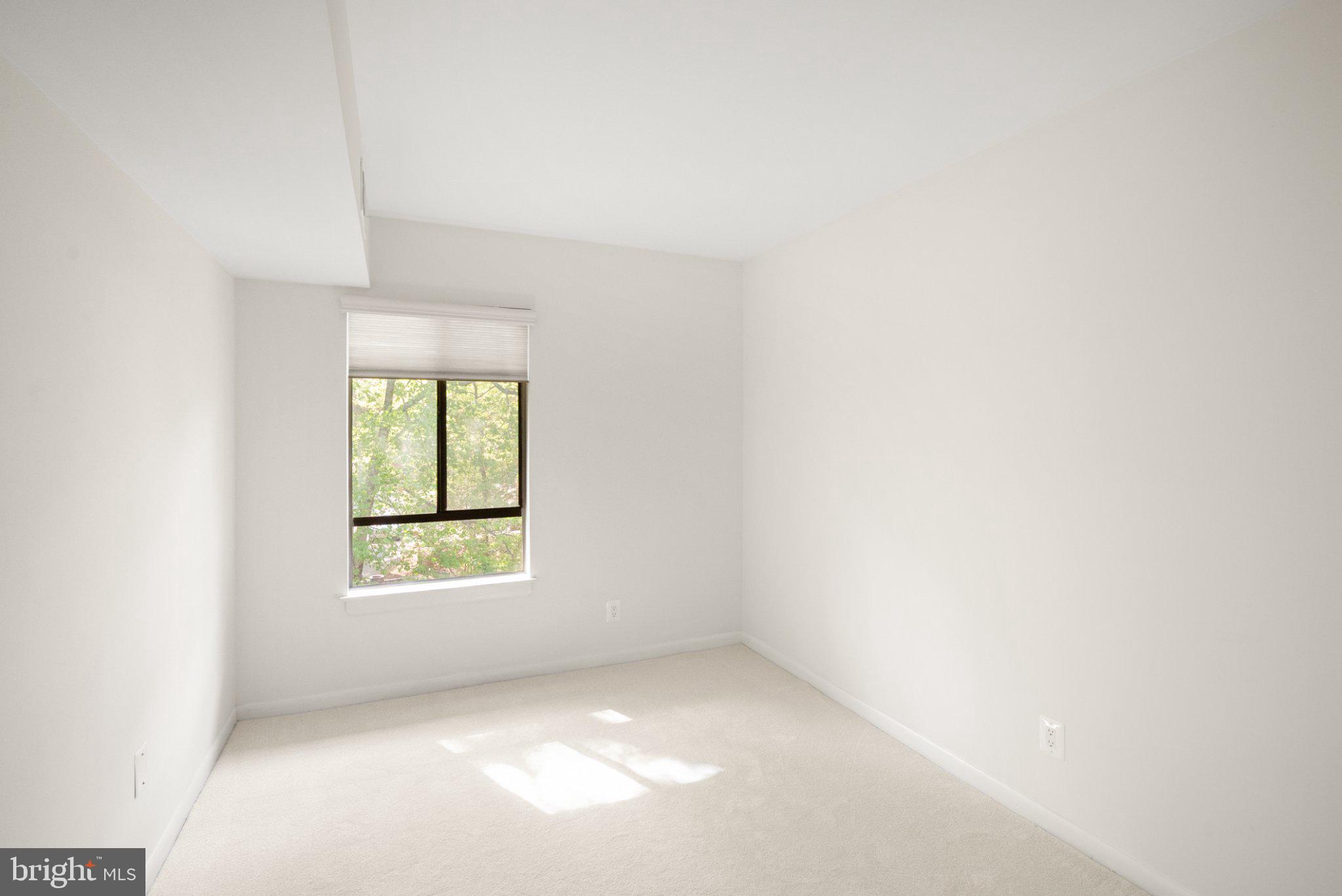 2238 CASTLE ROCK SQUARE 22C