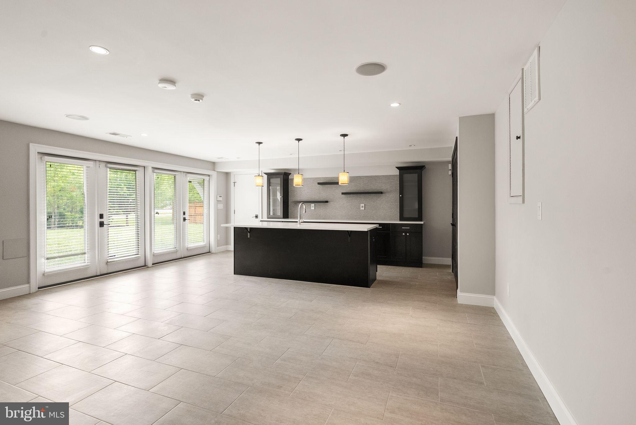 5125 REMINGTON DRIVE