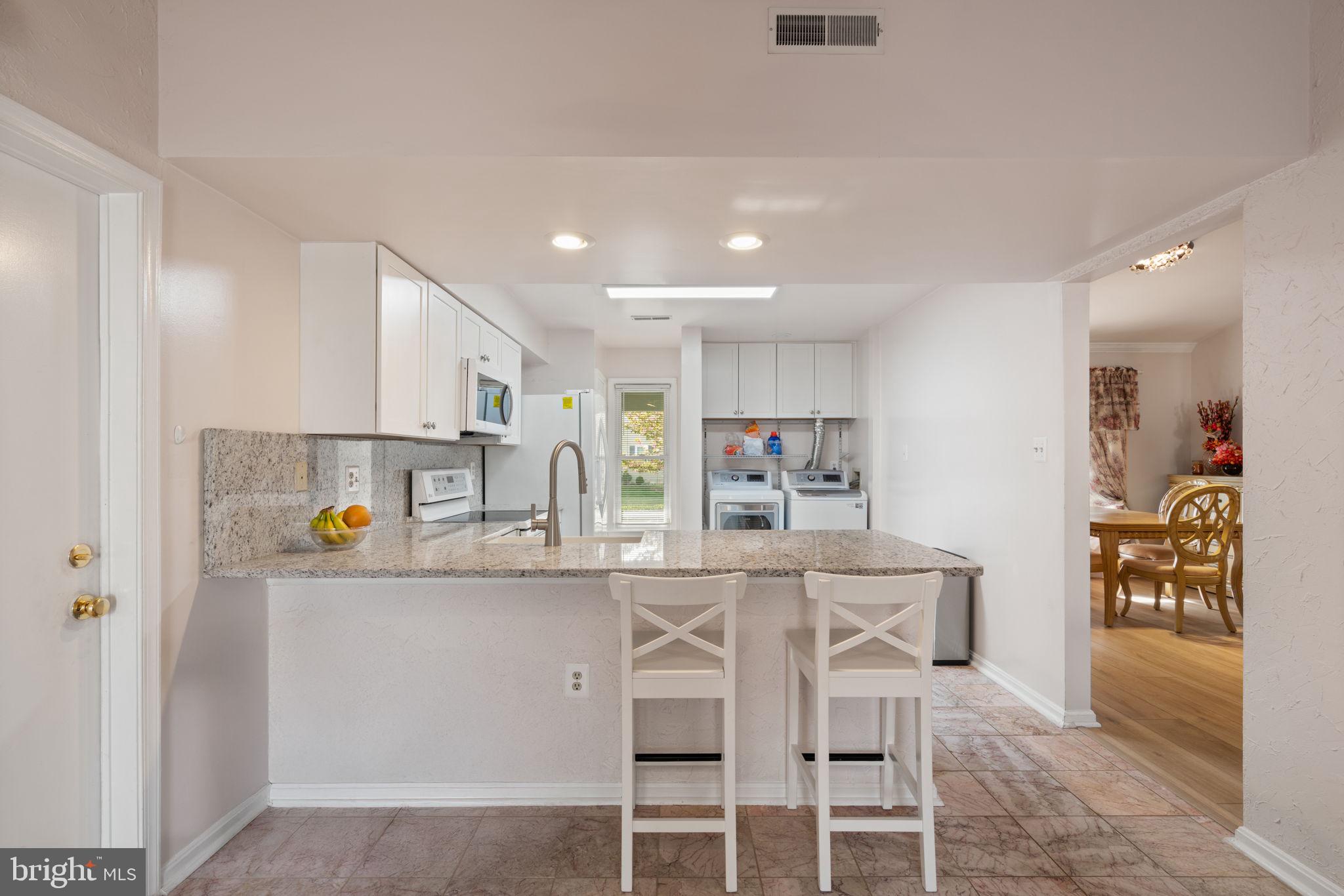 5406 CLUBSIDE LANE