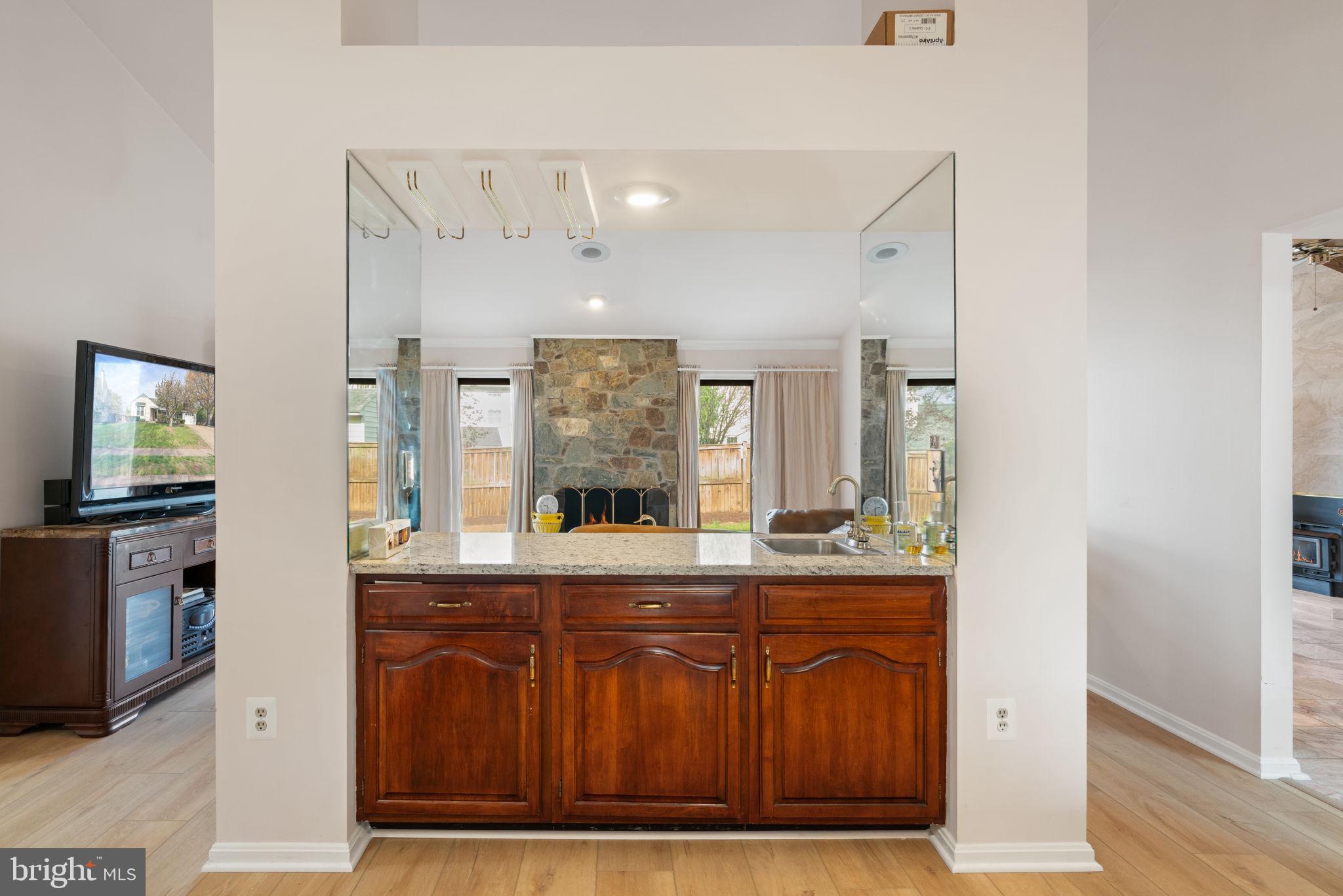 5406 CLUBSIDE LANE