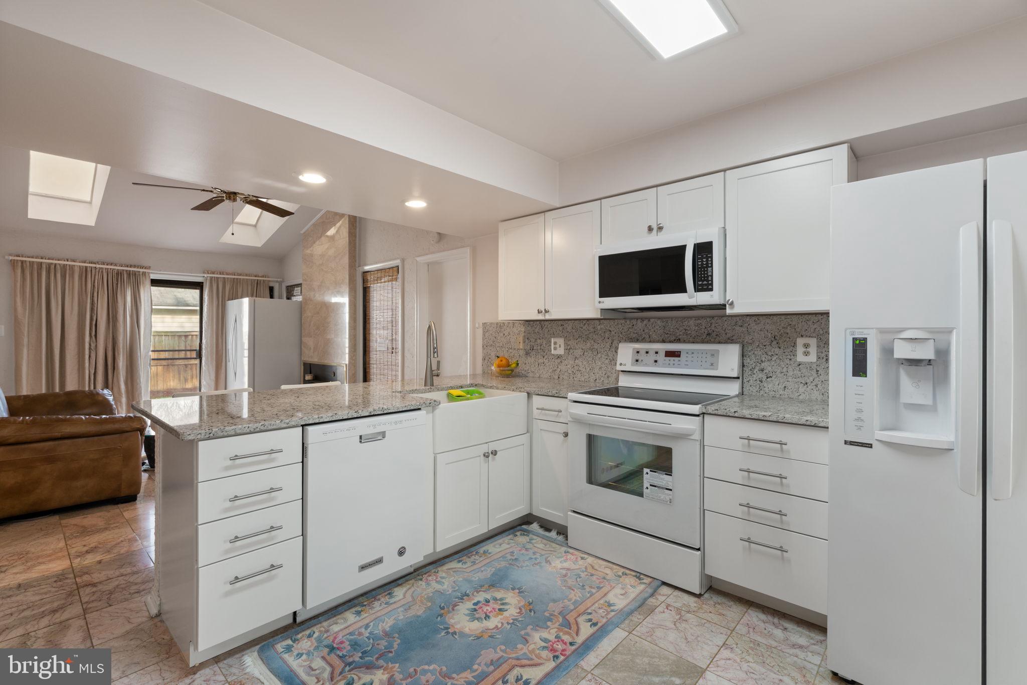 5406 CLUBSIDE LANE