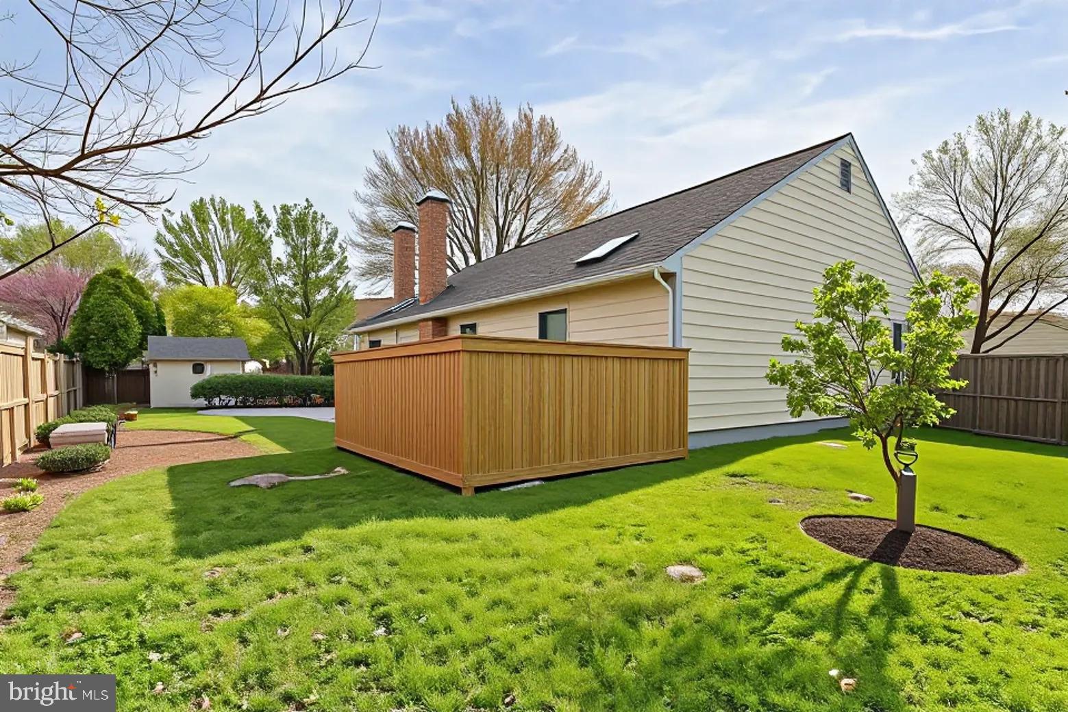 5406 CLUBSIDE LANE