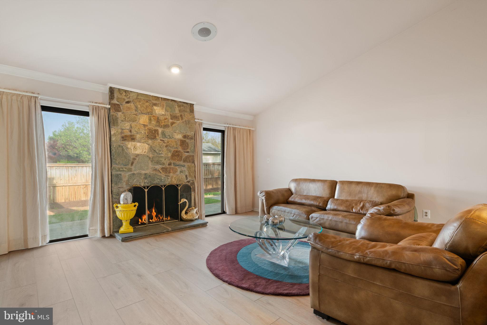5406 CLUBSIDE LANE