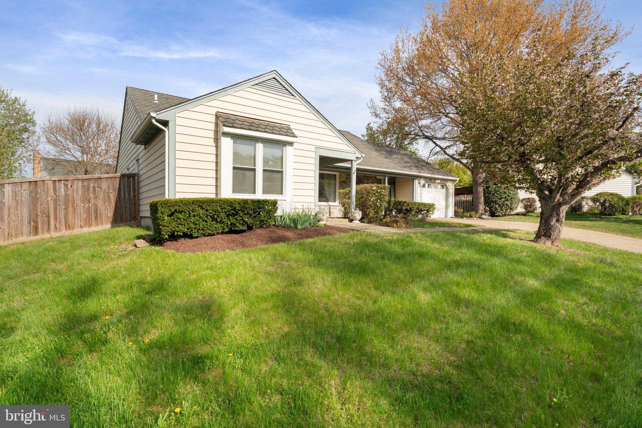 5406 CLUBSIDE LANE