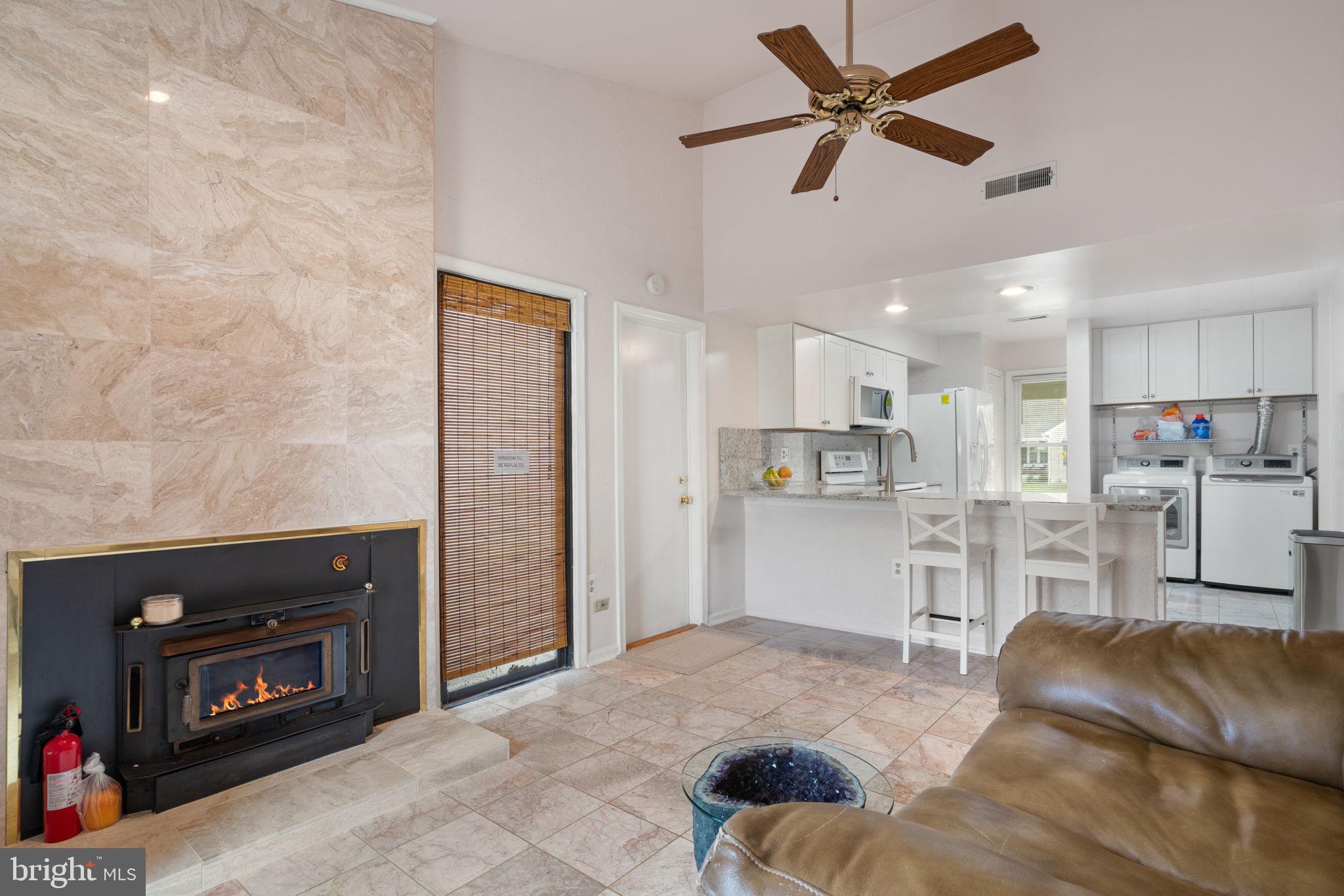5406 CLUBSIDE LANE