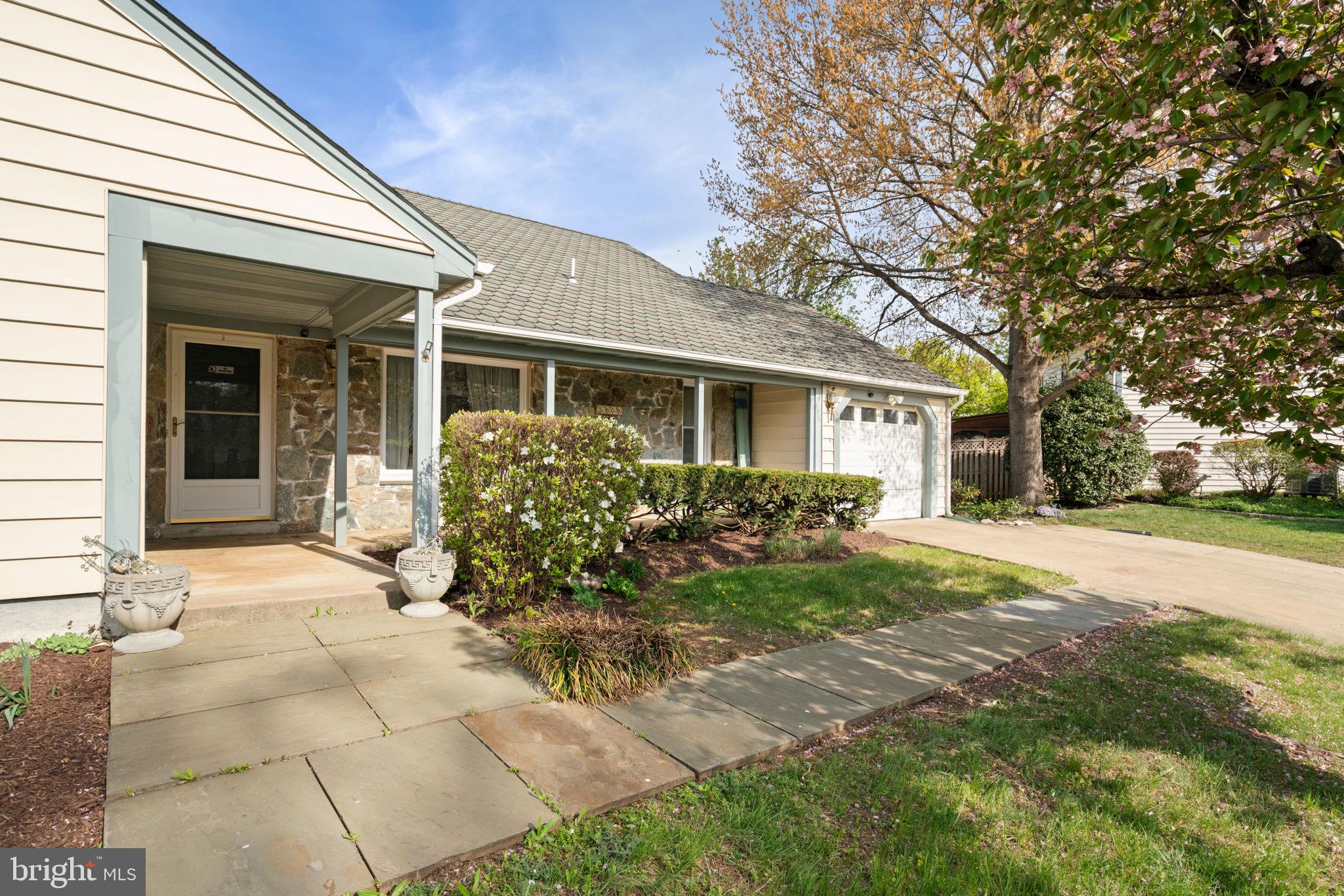 5406 CLUBSIDE LANE