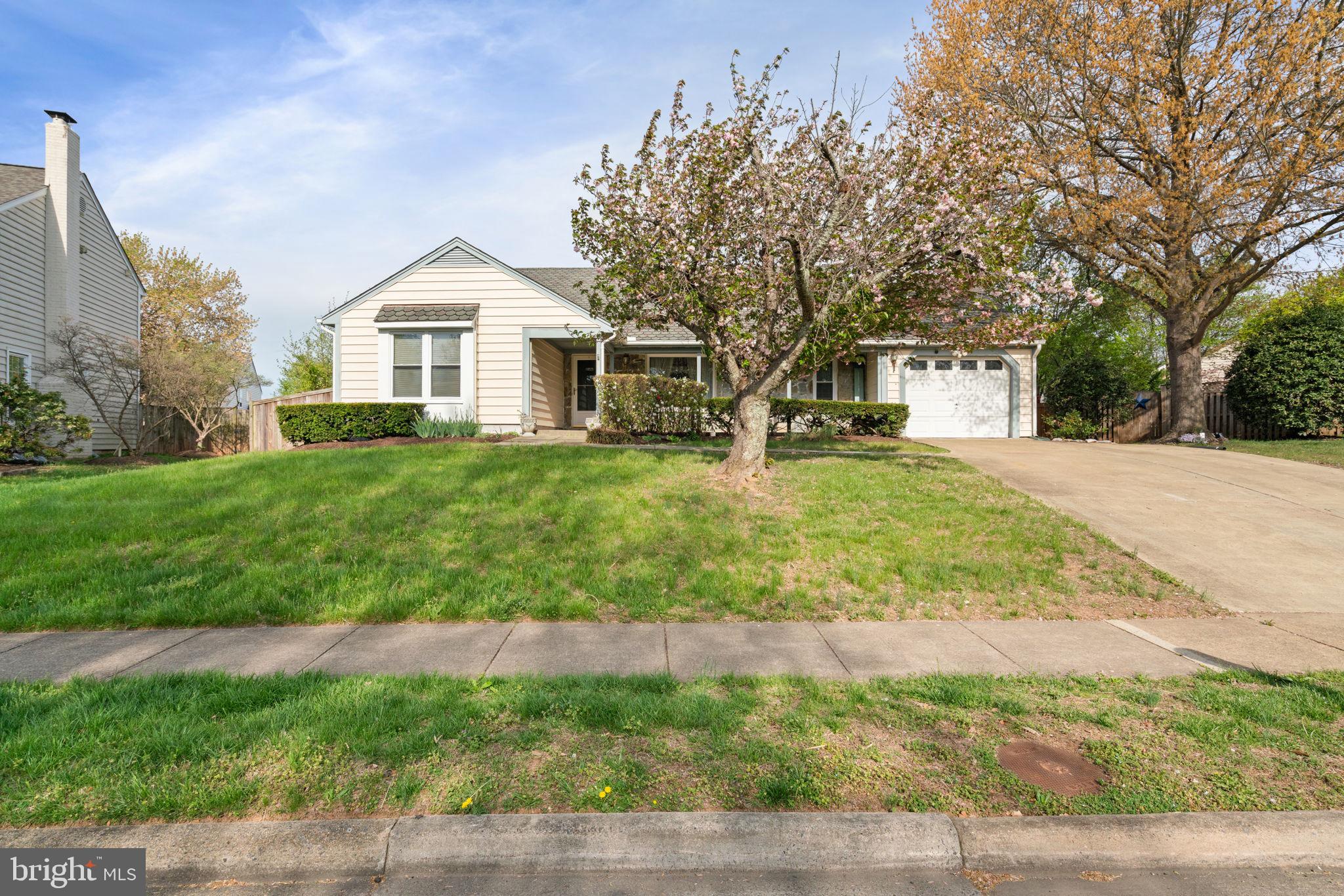5406 CLUBSIDE LANE