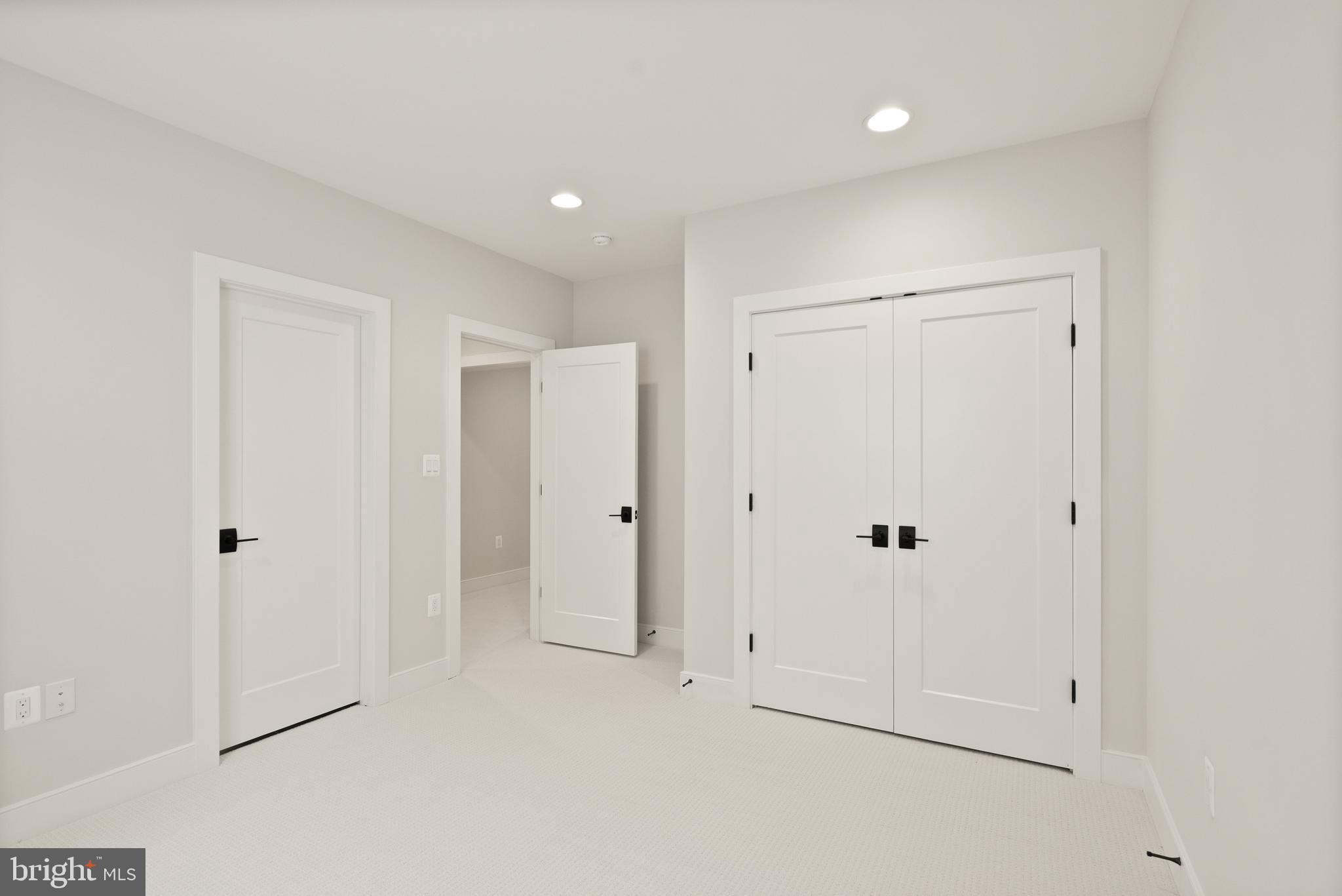 7421 HOWARD COURT