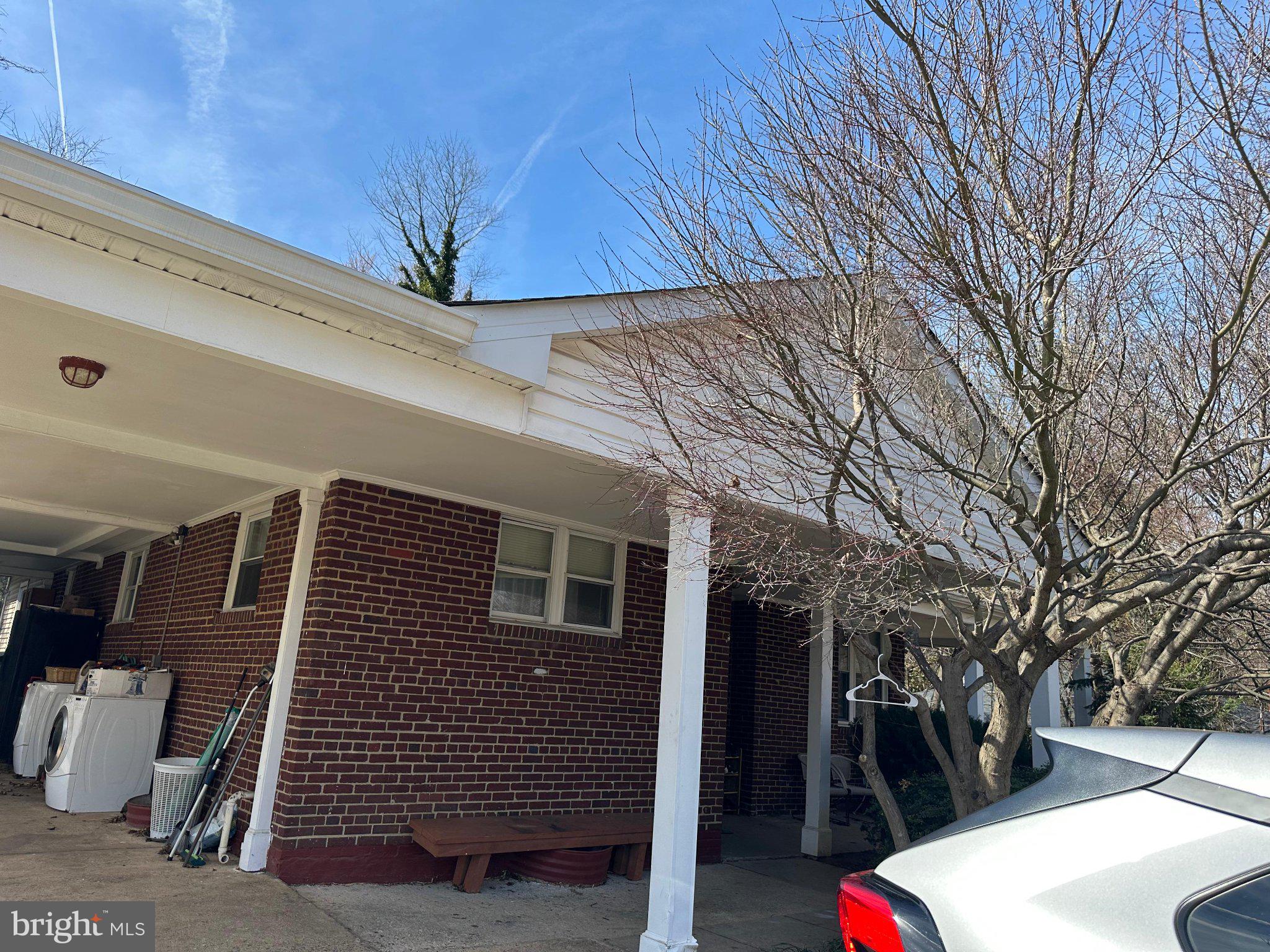 6105 MUNSON HILL ROAD