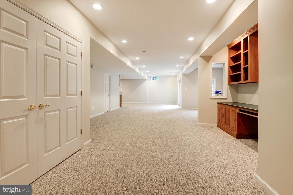1260 COBBLE POND WAY