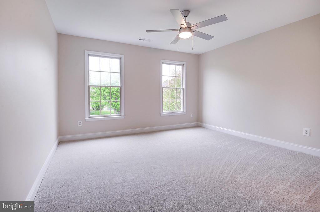 1260 COBBLE POND WAY