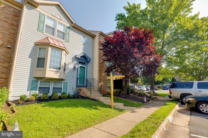 14220 EAGLE BUTTON COURT