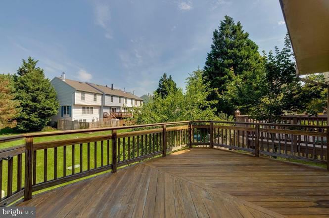 14220 EAGLE BUTTON COURT