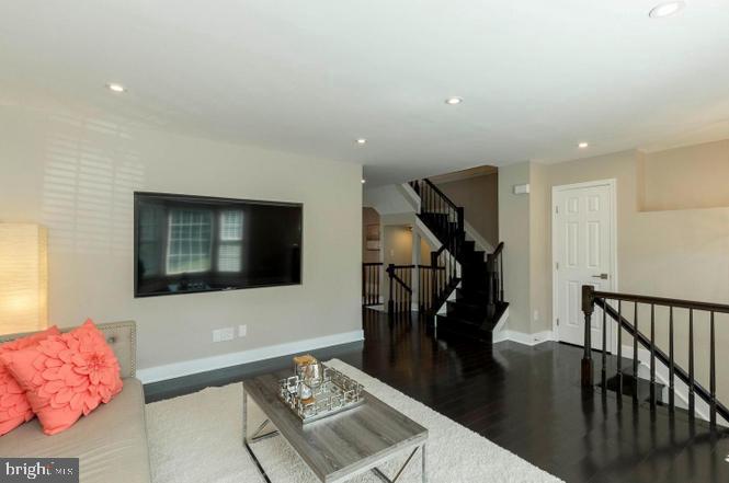 14220 EAGLE BUTTON COURT