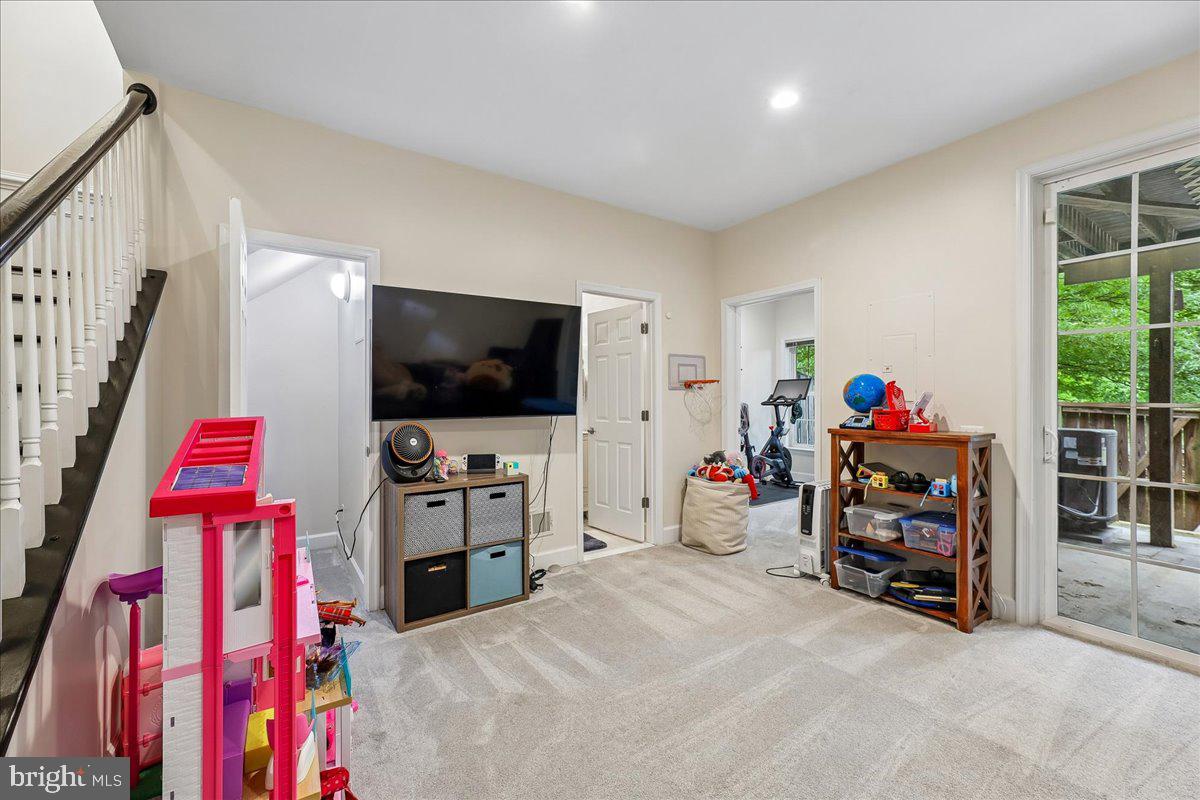 9276 LAUREL RIDGE CROSSING ROAD