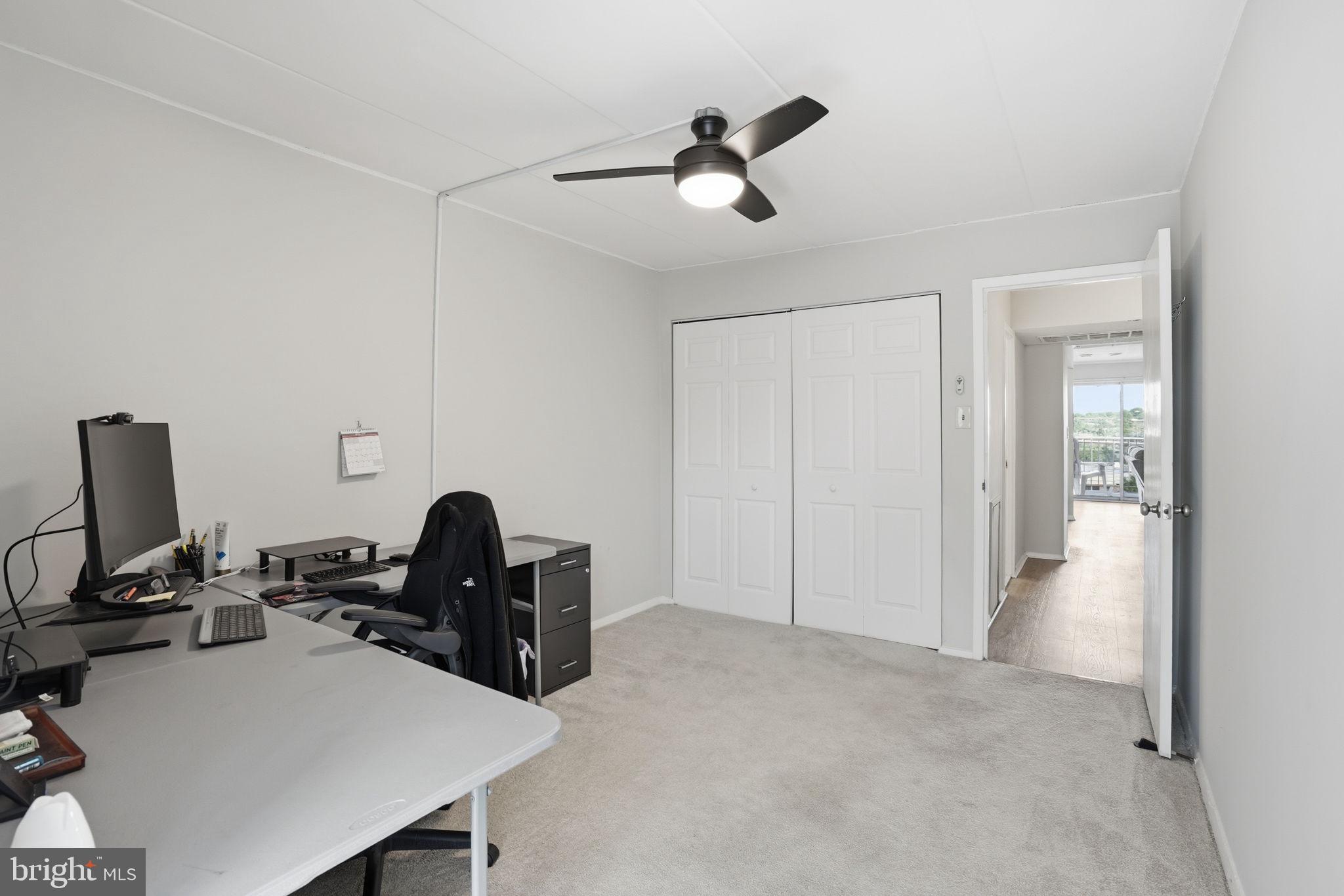 2622 FORT FARNSWORTH ROAD 219 (1D)