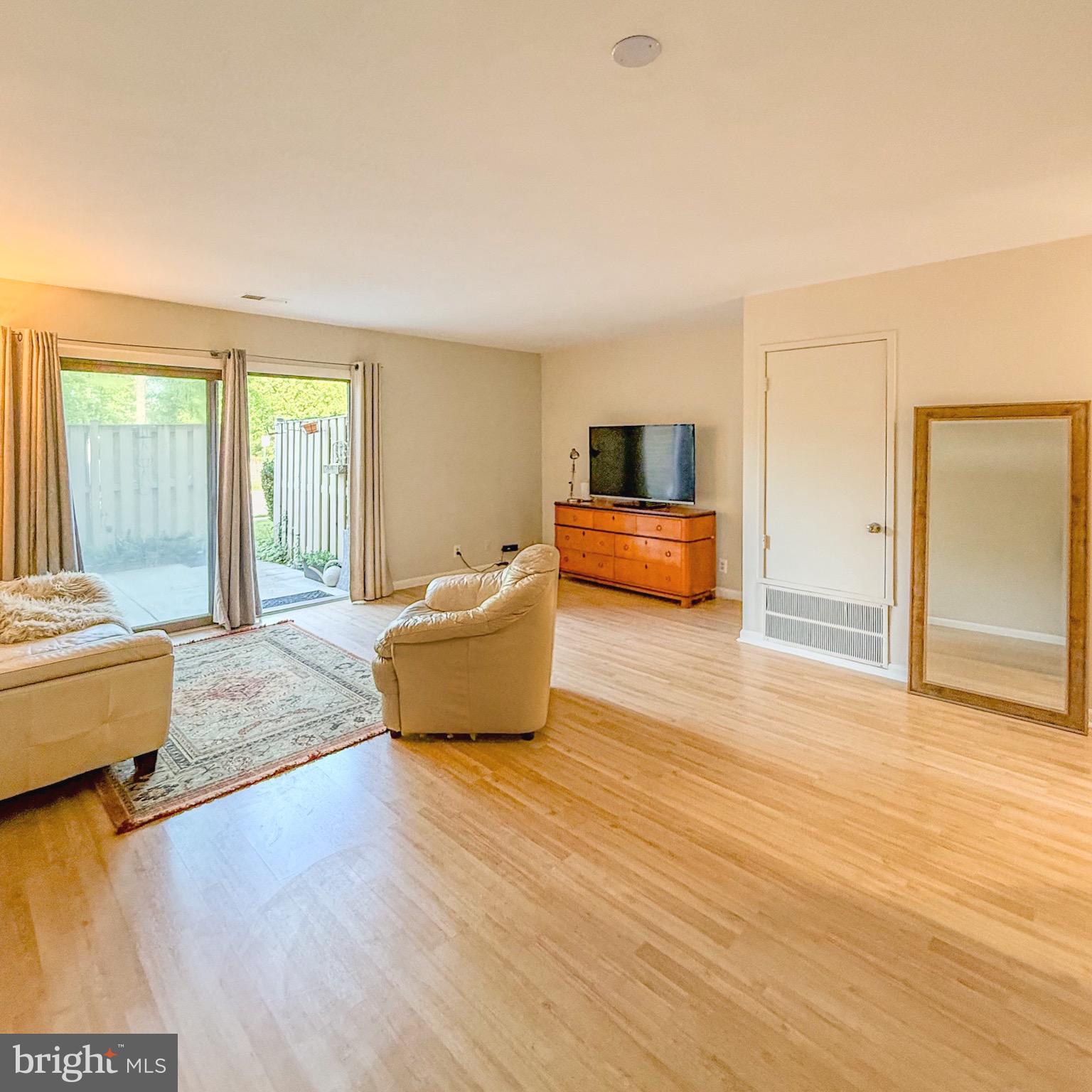 2674 GLENGYLE DRIVE 53
