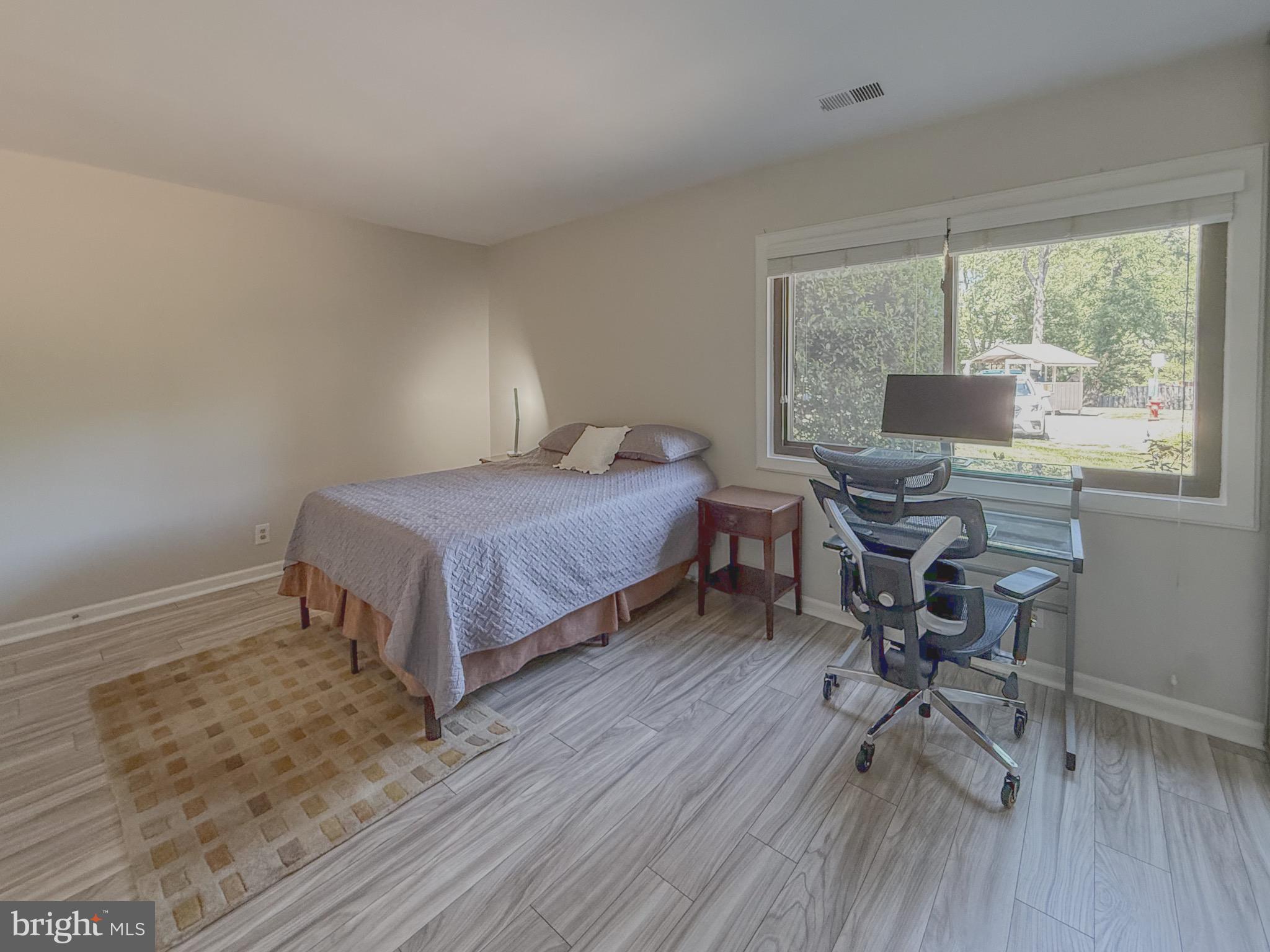 2674 GLENGYLE DRIVE 53