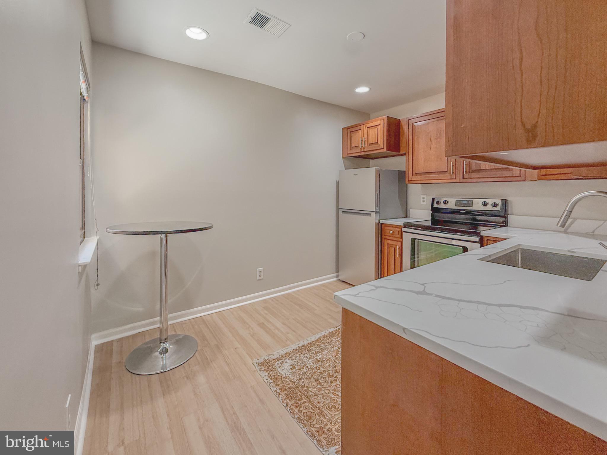 2674 GLENGYLE DRIVE 53