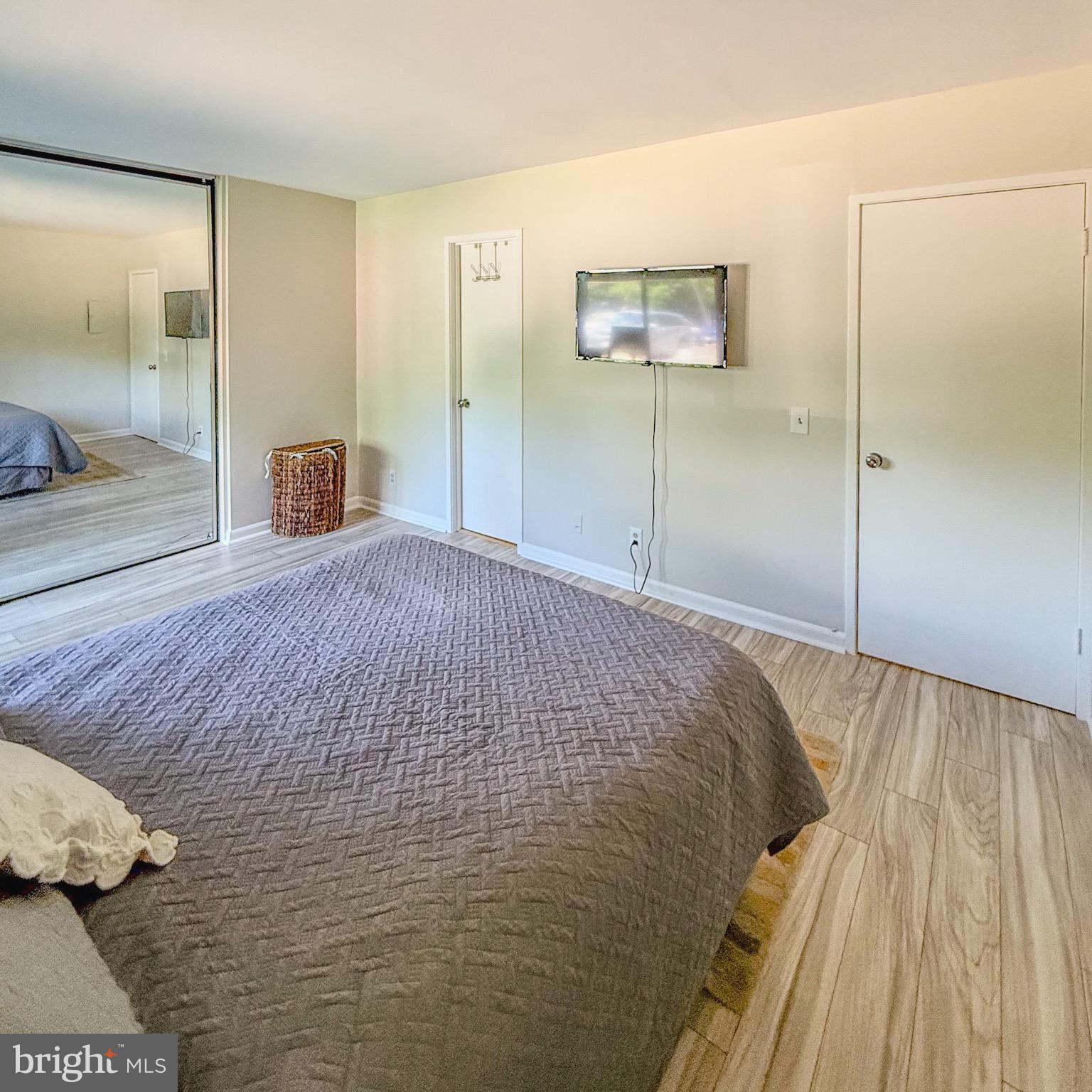 2674 GLENGYLE DRIVE 53