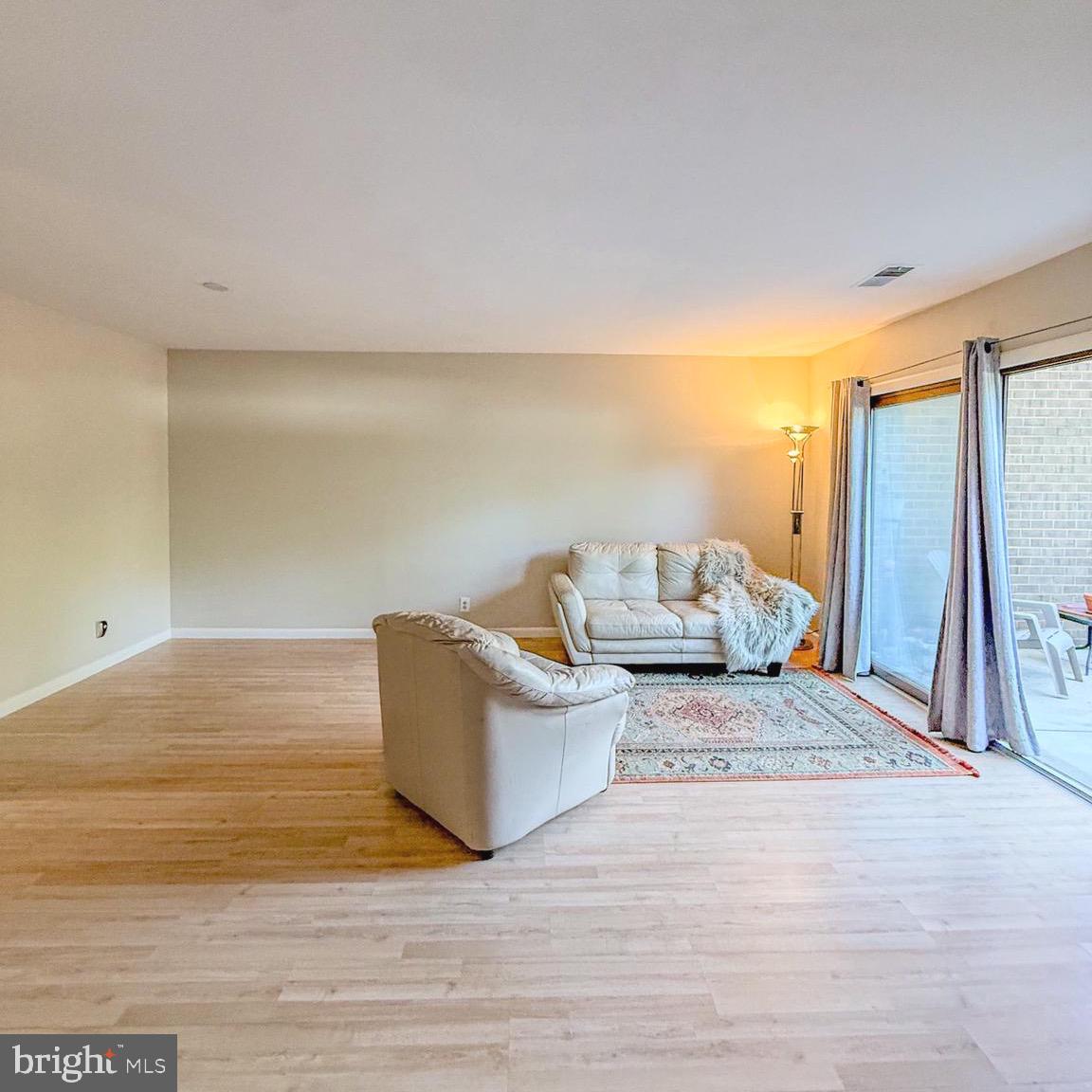 2674 GLENGYLE DRIVE 53