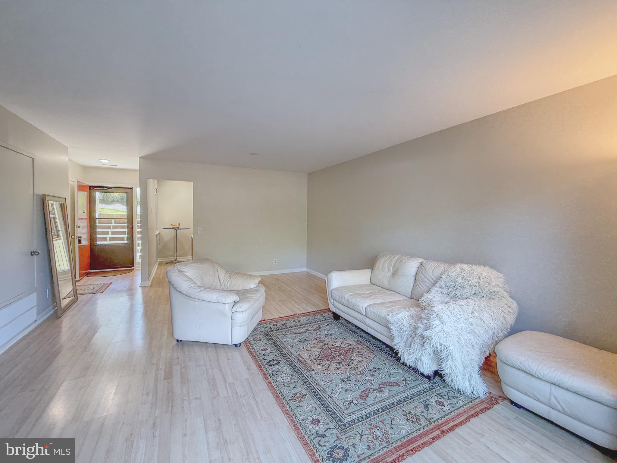 2674 GLENGYLE DRIVE 53