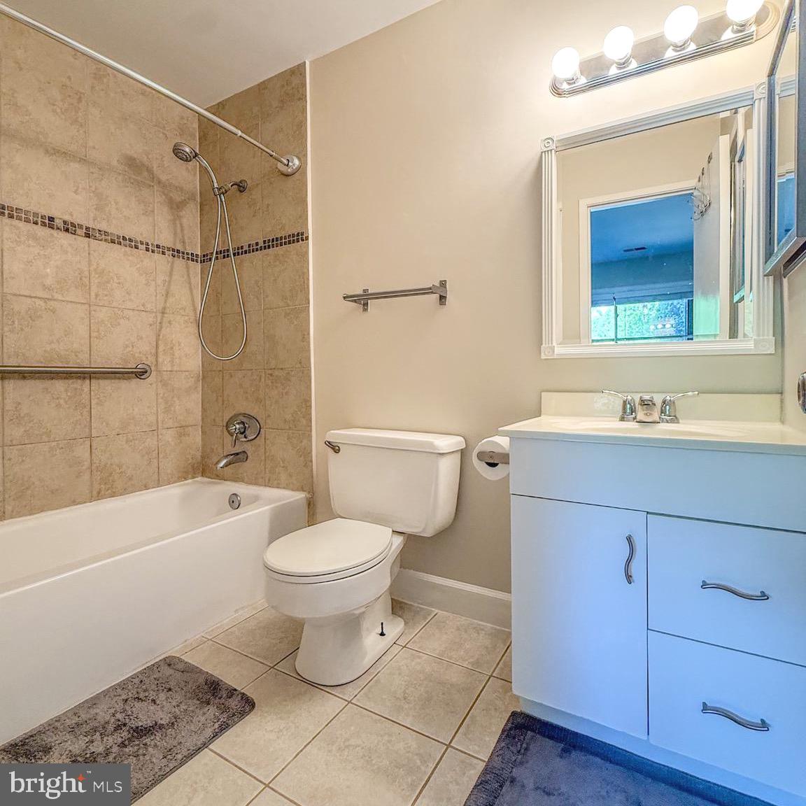 2674 GLENGYLE DRIVE 53
