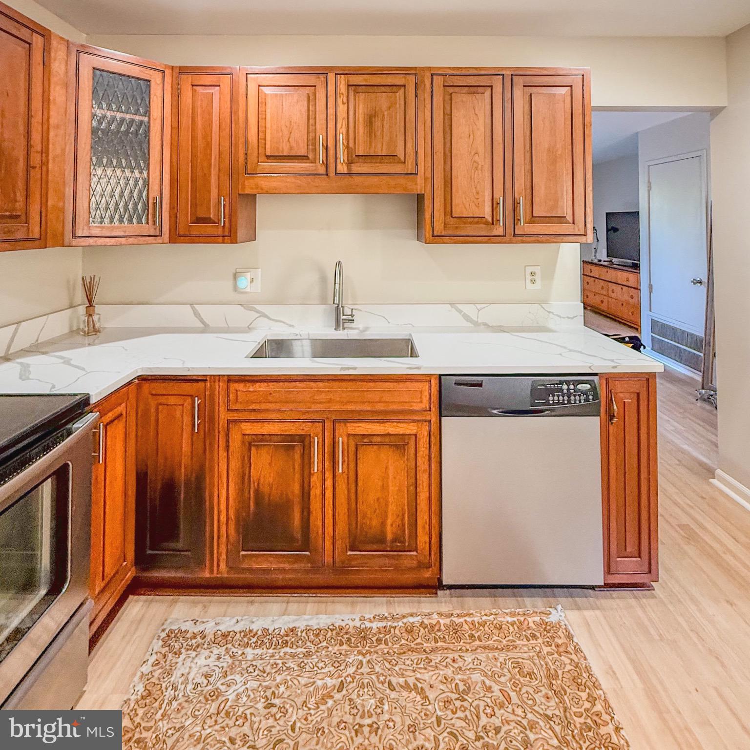 2674 GLENGYLE DRIVE 53