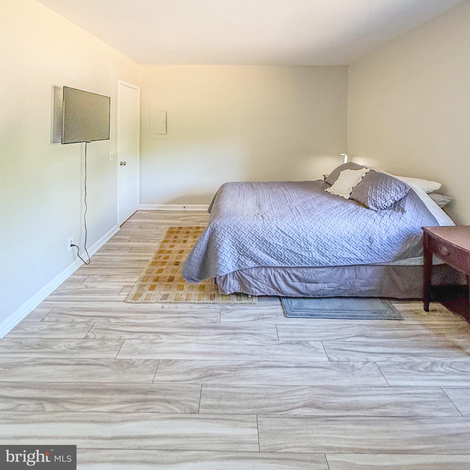 2674 GLENGYLE DRIVE 53