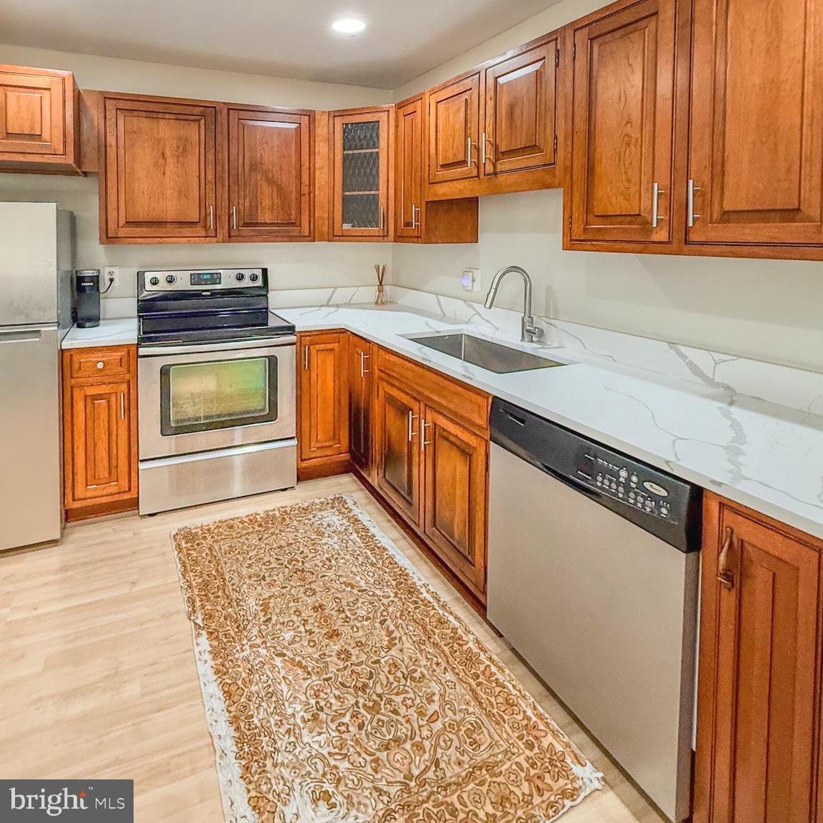 2674 GLENGYLE DRIVE 53