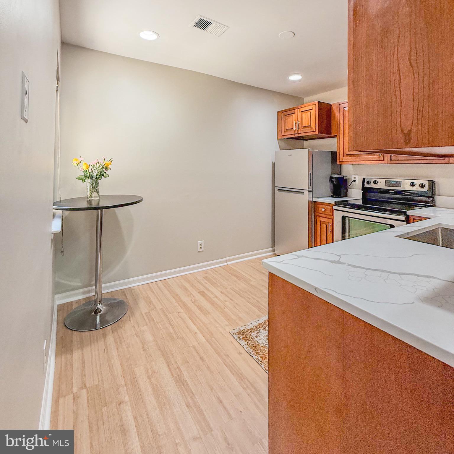 2674 GLENGYLE DRIVE 53