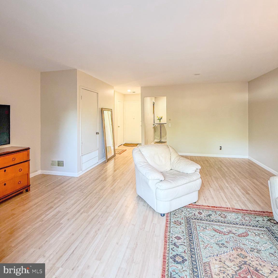 2674 GLENGYLE DRIVE 53