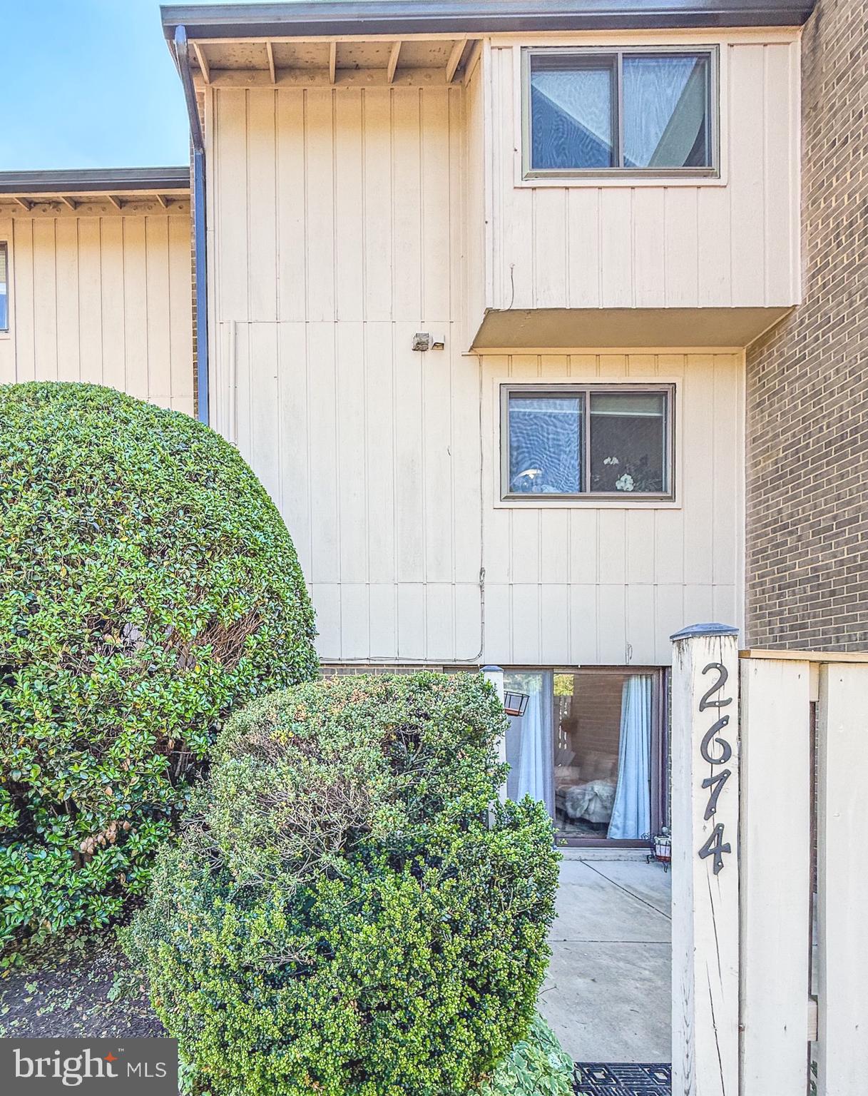 2674 GLENGYLE DRIVE 53