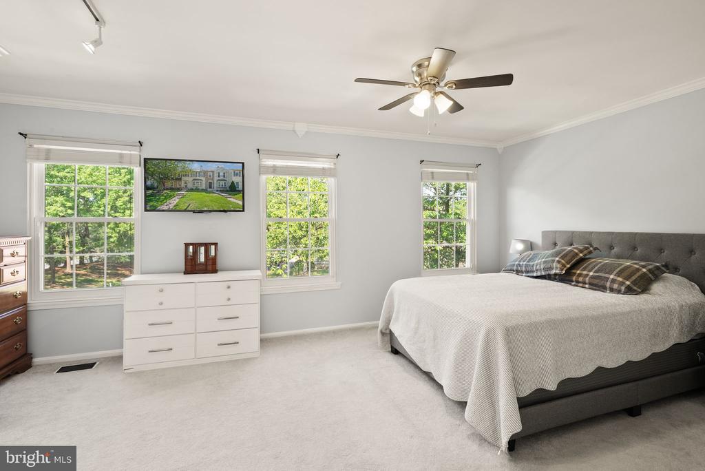 14507 CASTLEFORD COURT