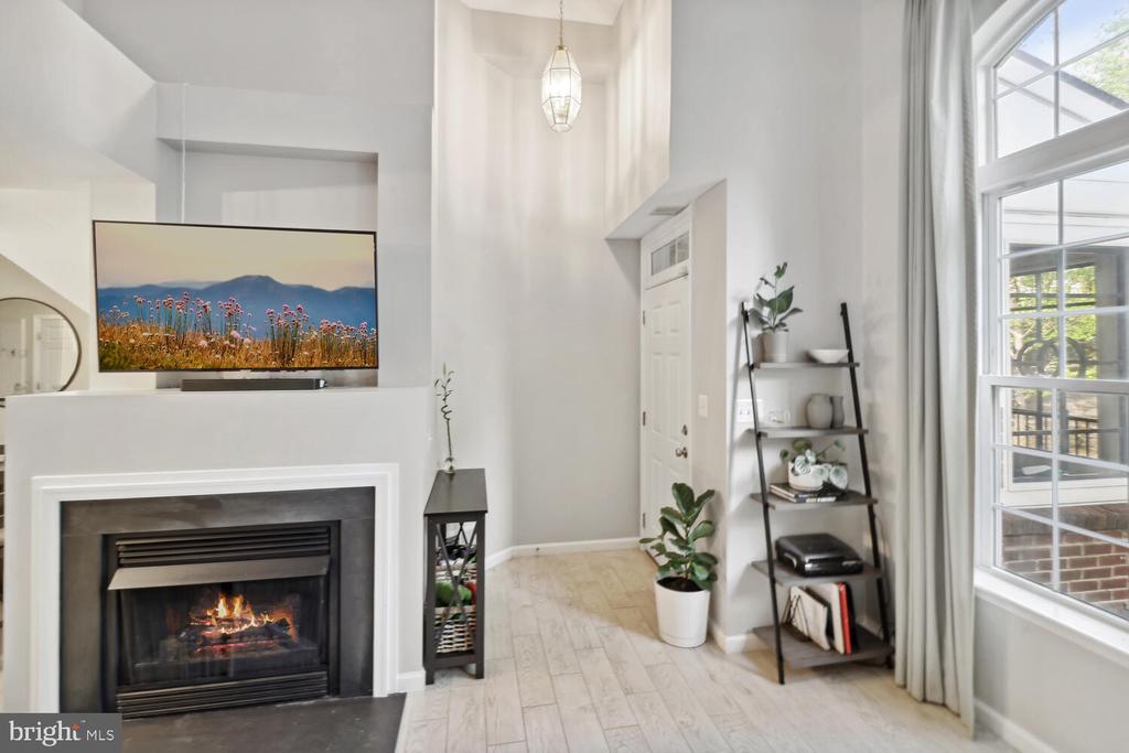 4461 BEACON GROVE CIRCLE A 703A