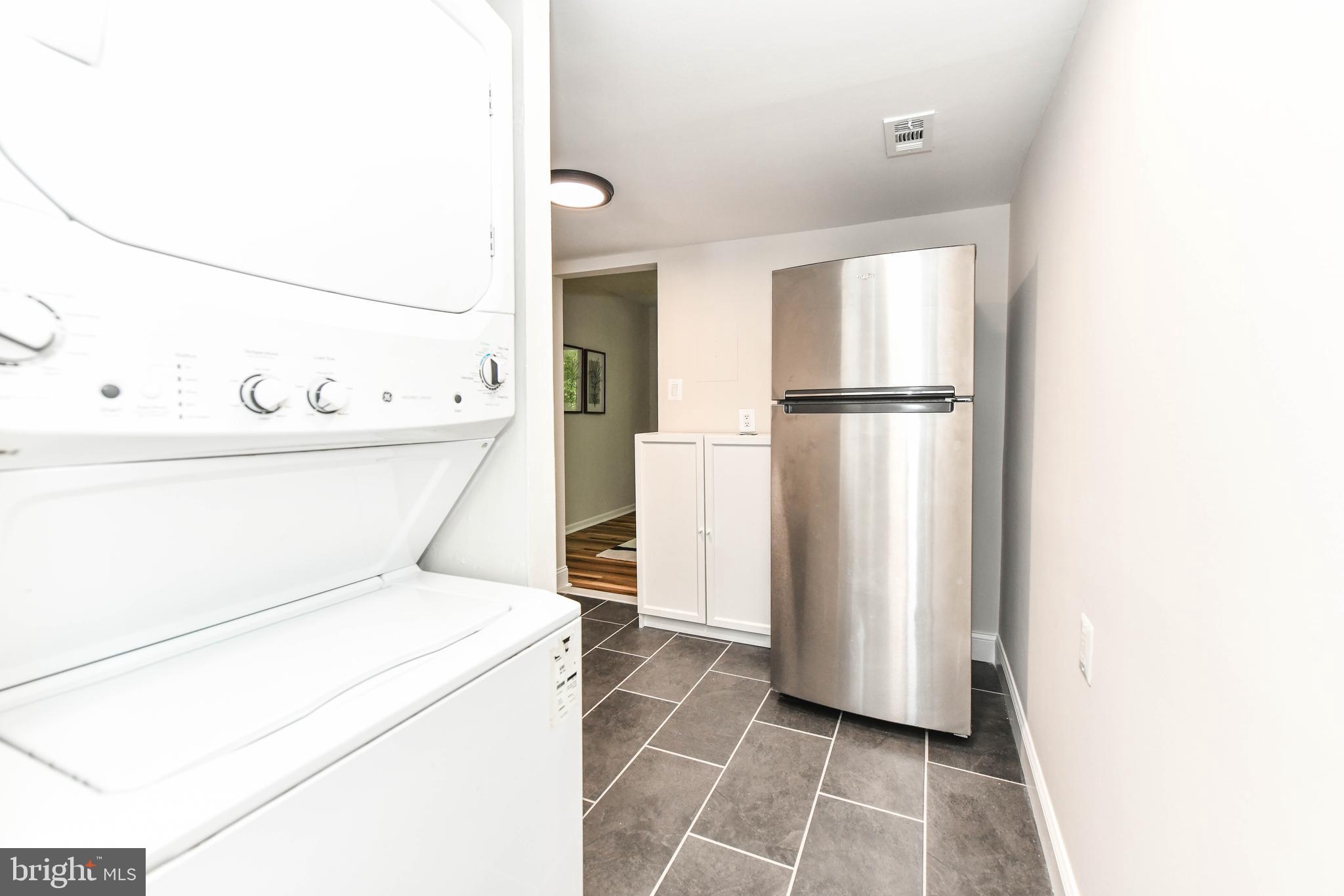 1523 NORTHGATE SQUARE 2A
