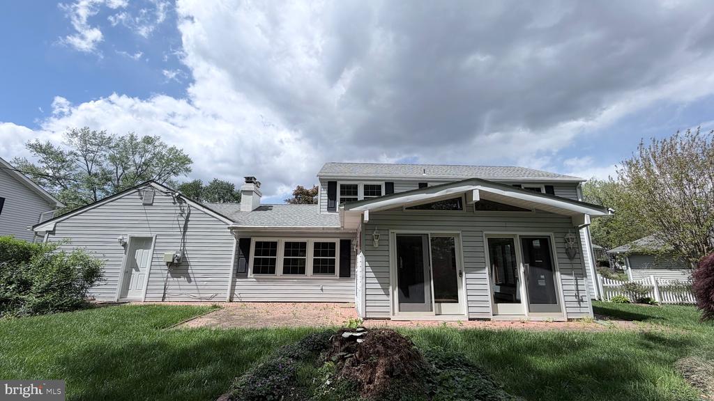 4325 MAJESTIC LANE
