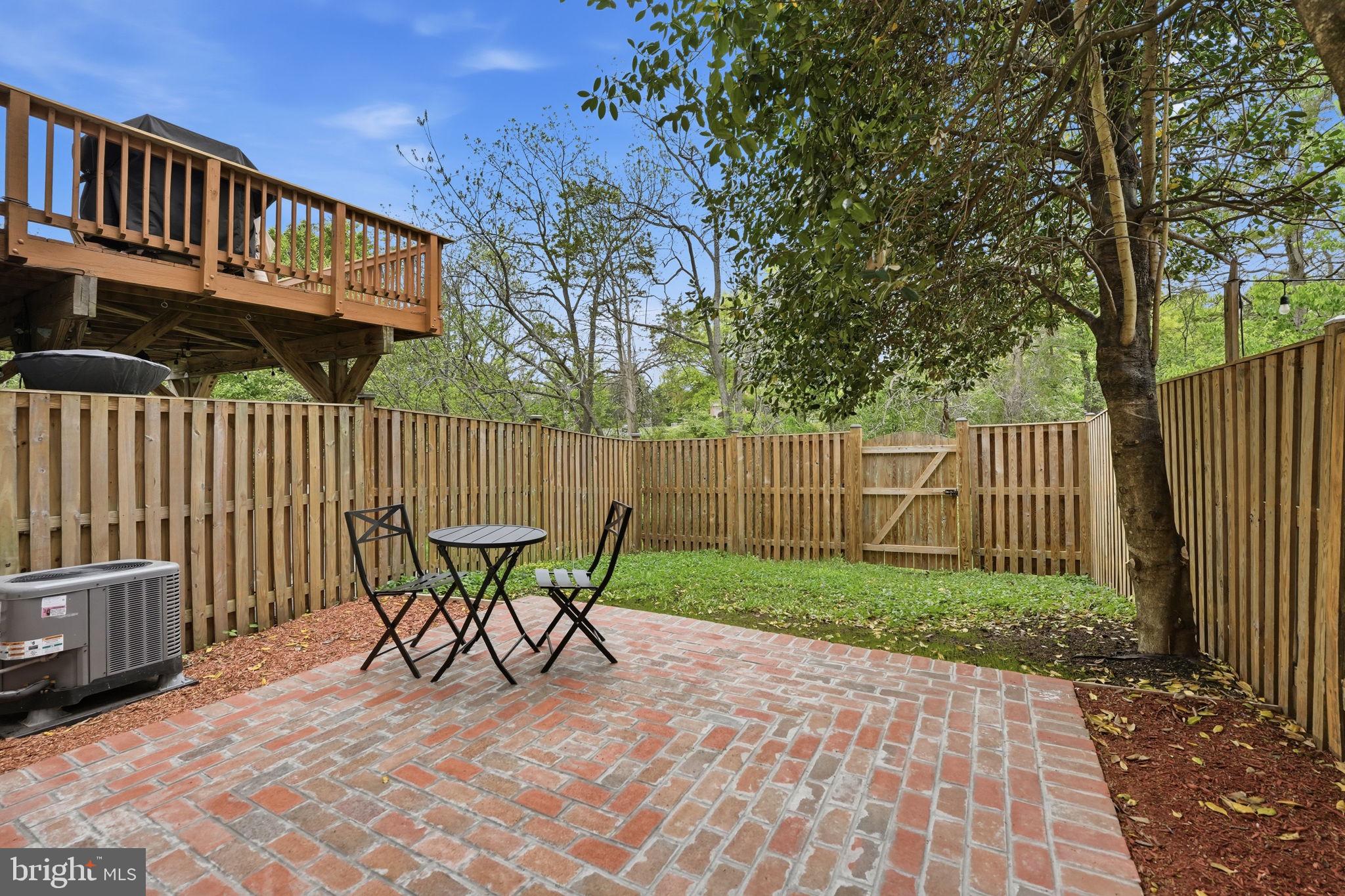 3603 SWEETHORN COURT