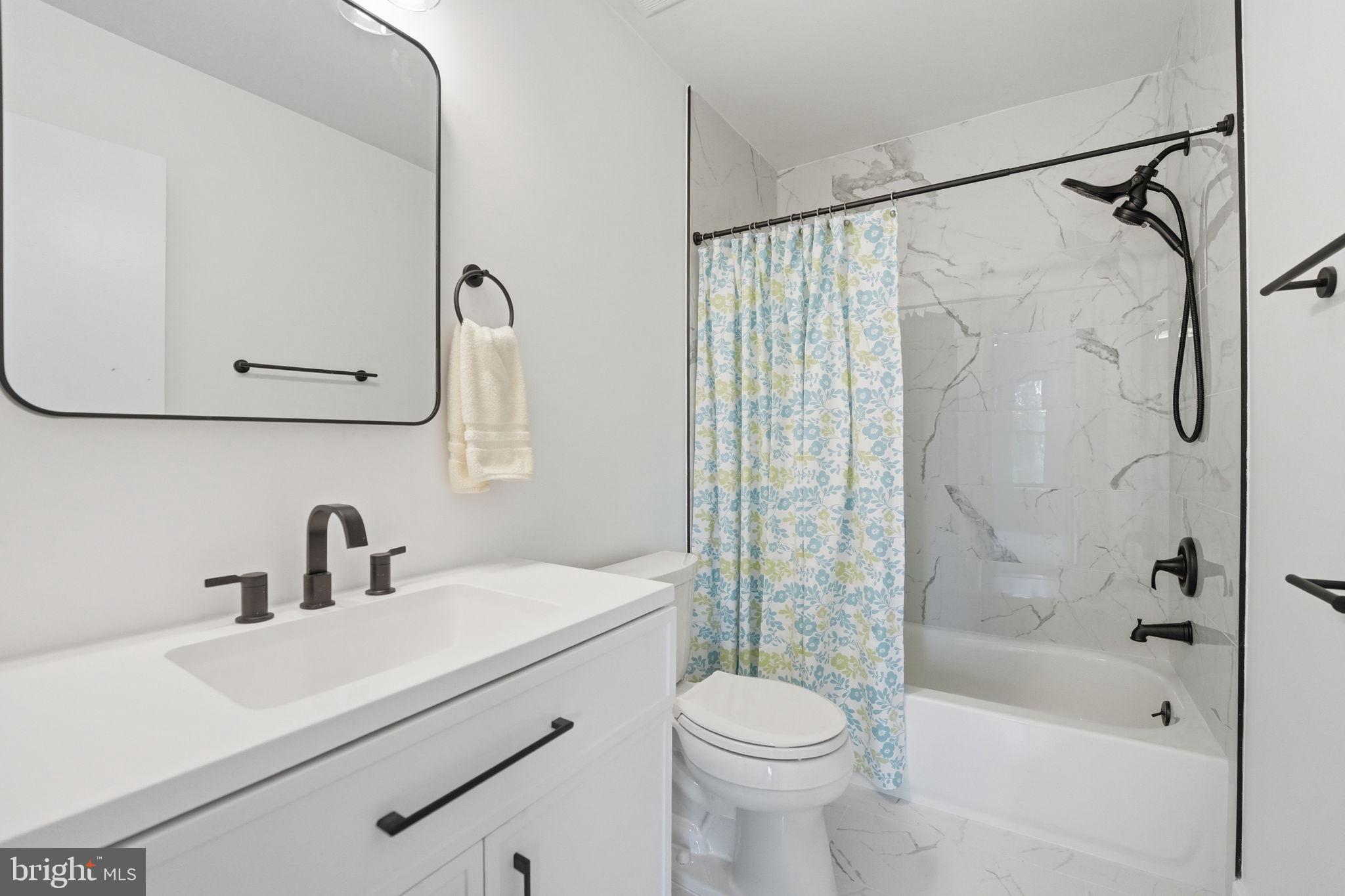 3603 SWEETHORN COURT