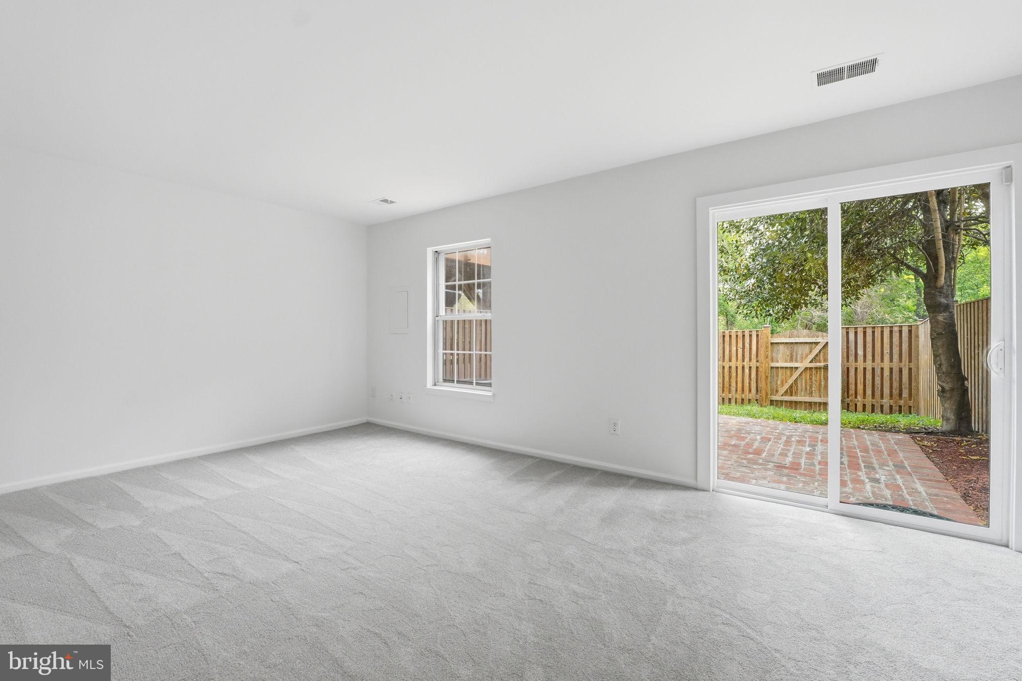 3603 SWEETHORN COURT