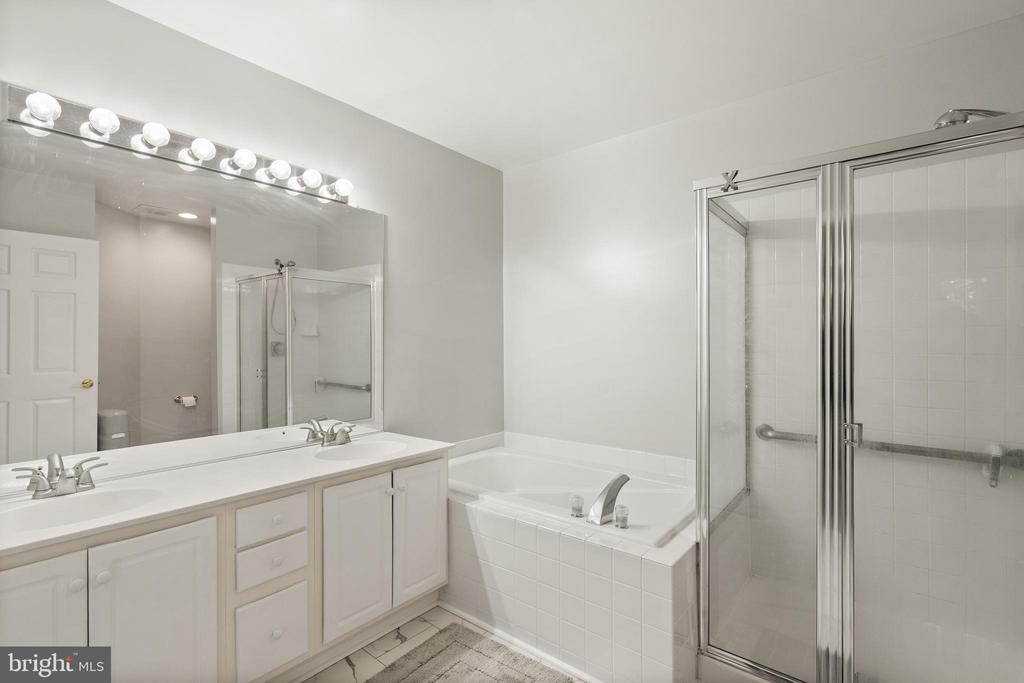 12501 HAYES COURT 202