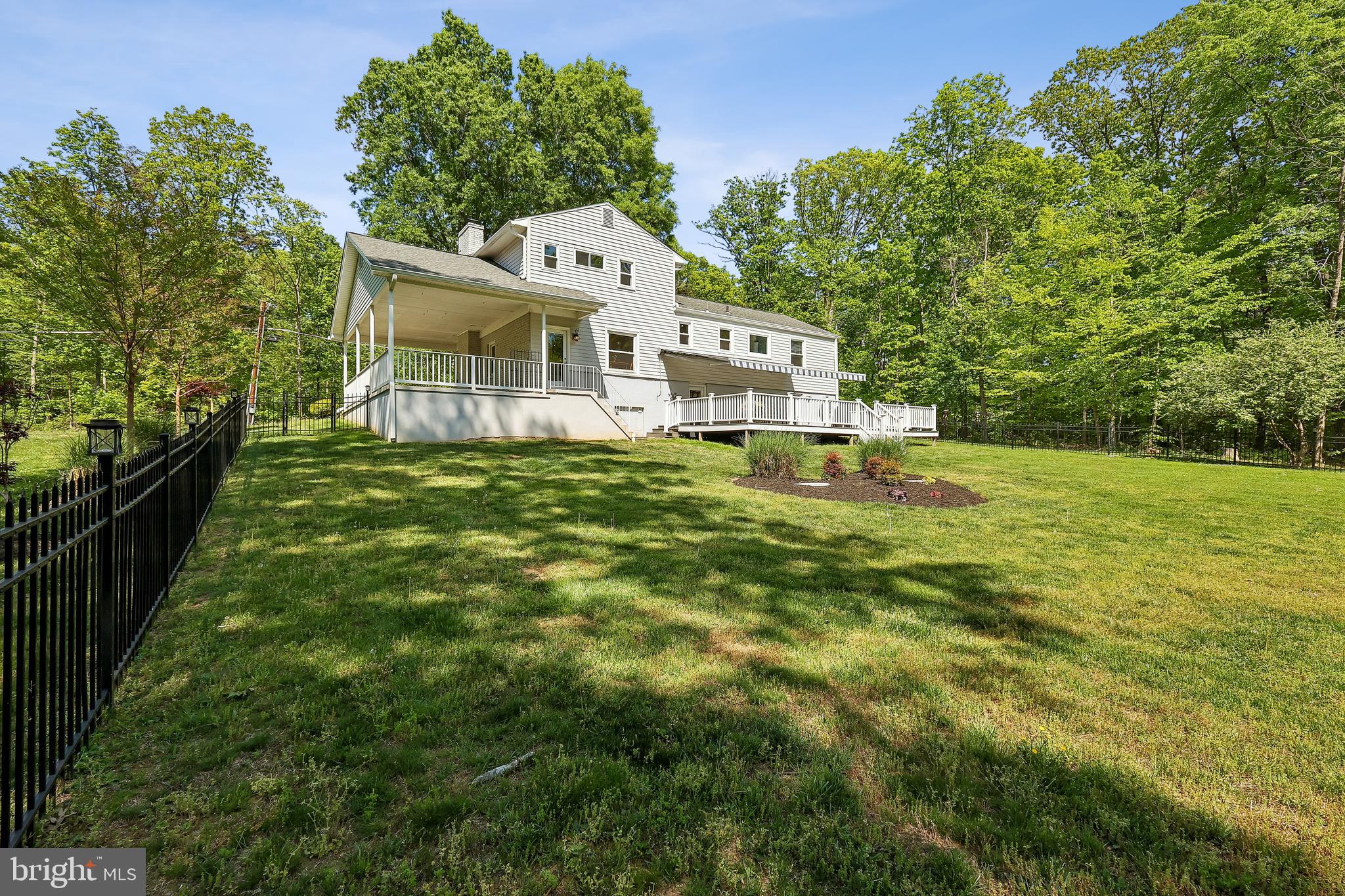 11341 CRESCENT DRIVE