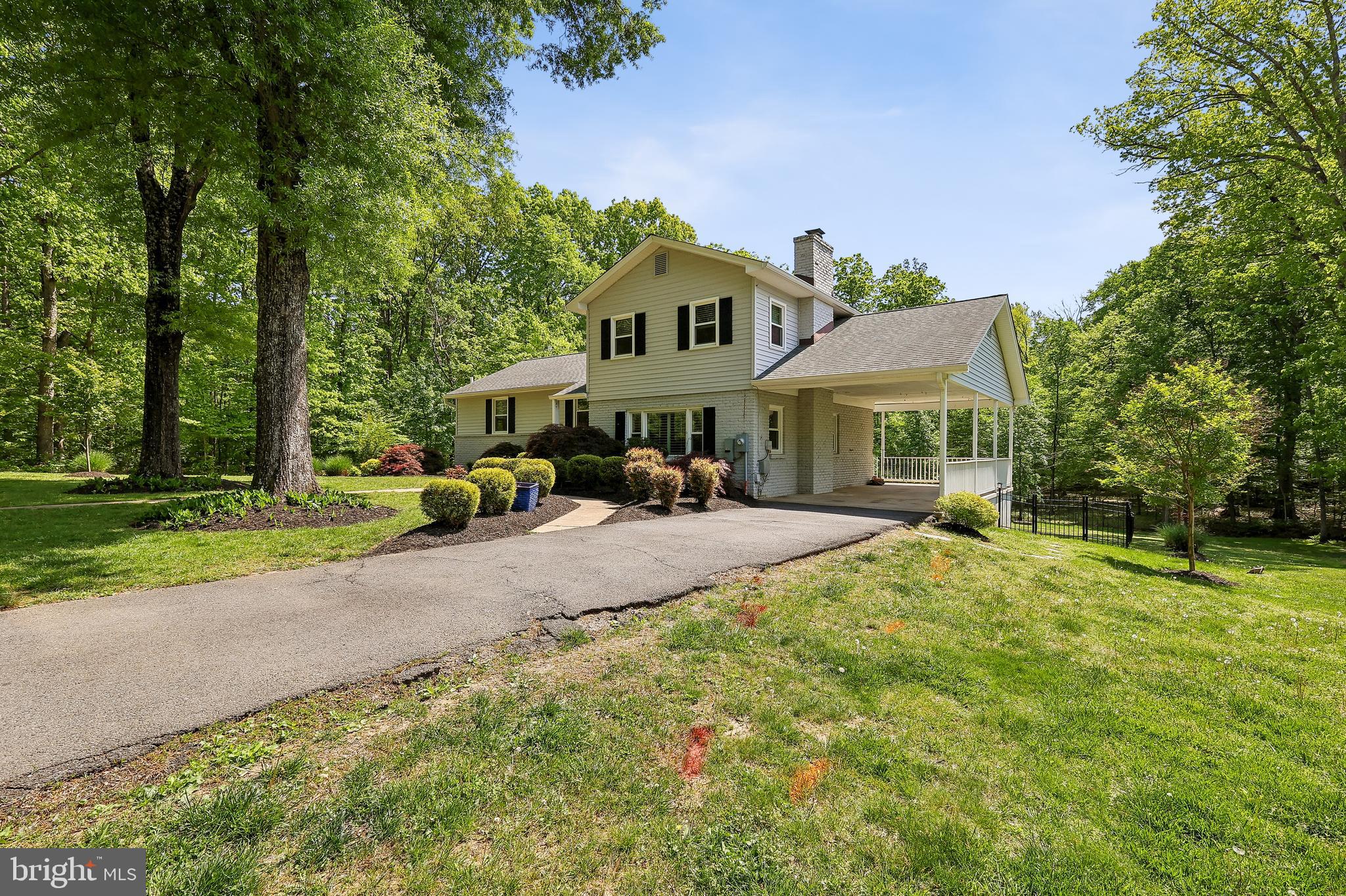 11341 CRESCENT DRIVE
