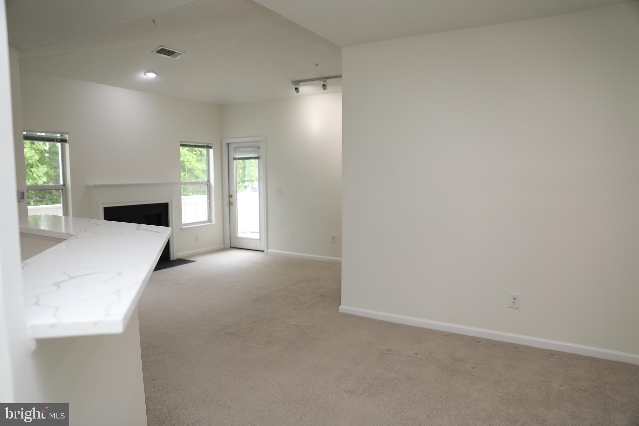 14302 ROSY LANE 33