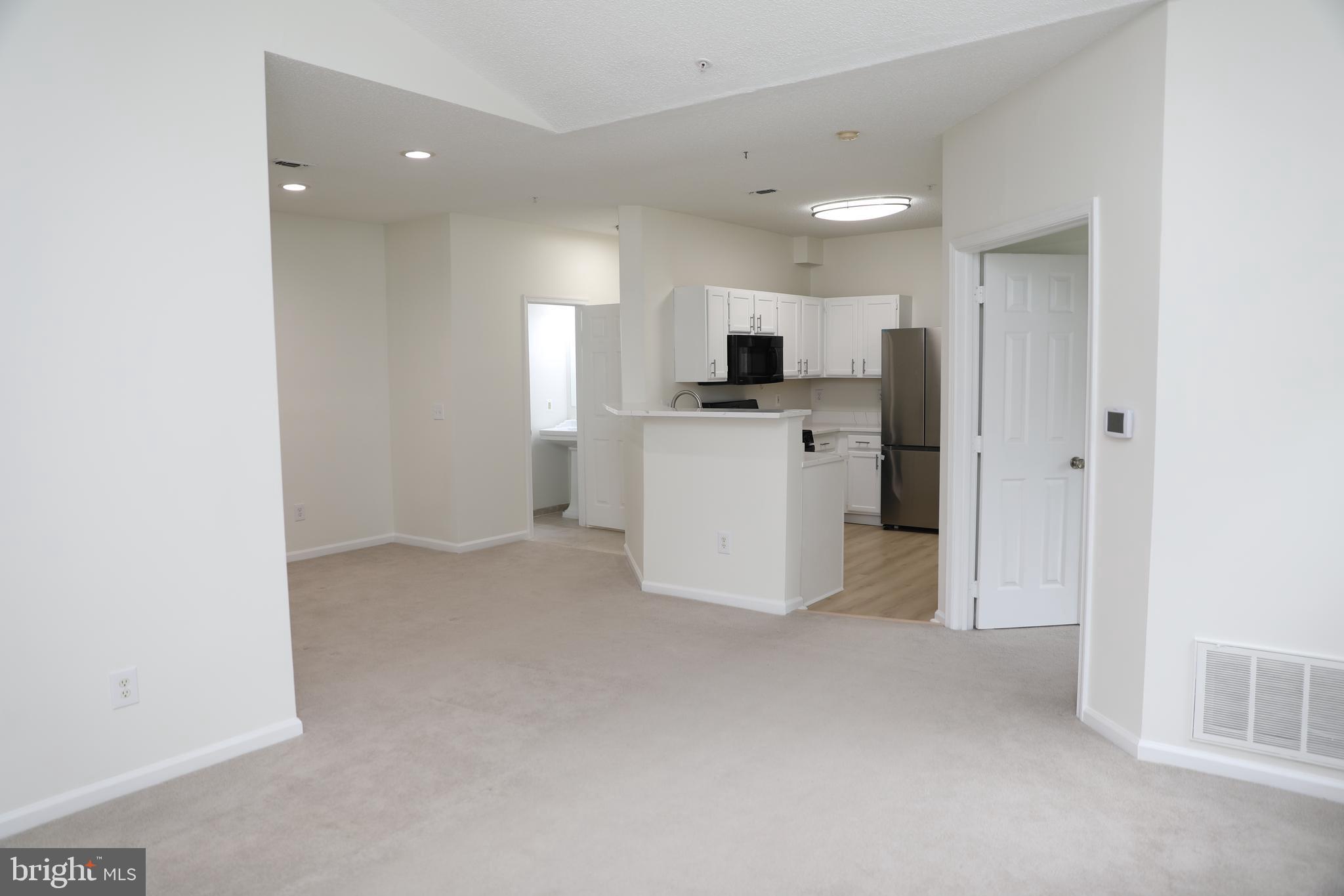 14302 ROSY LANE 33
