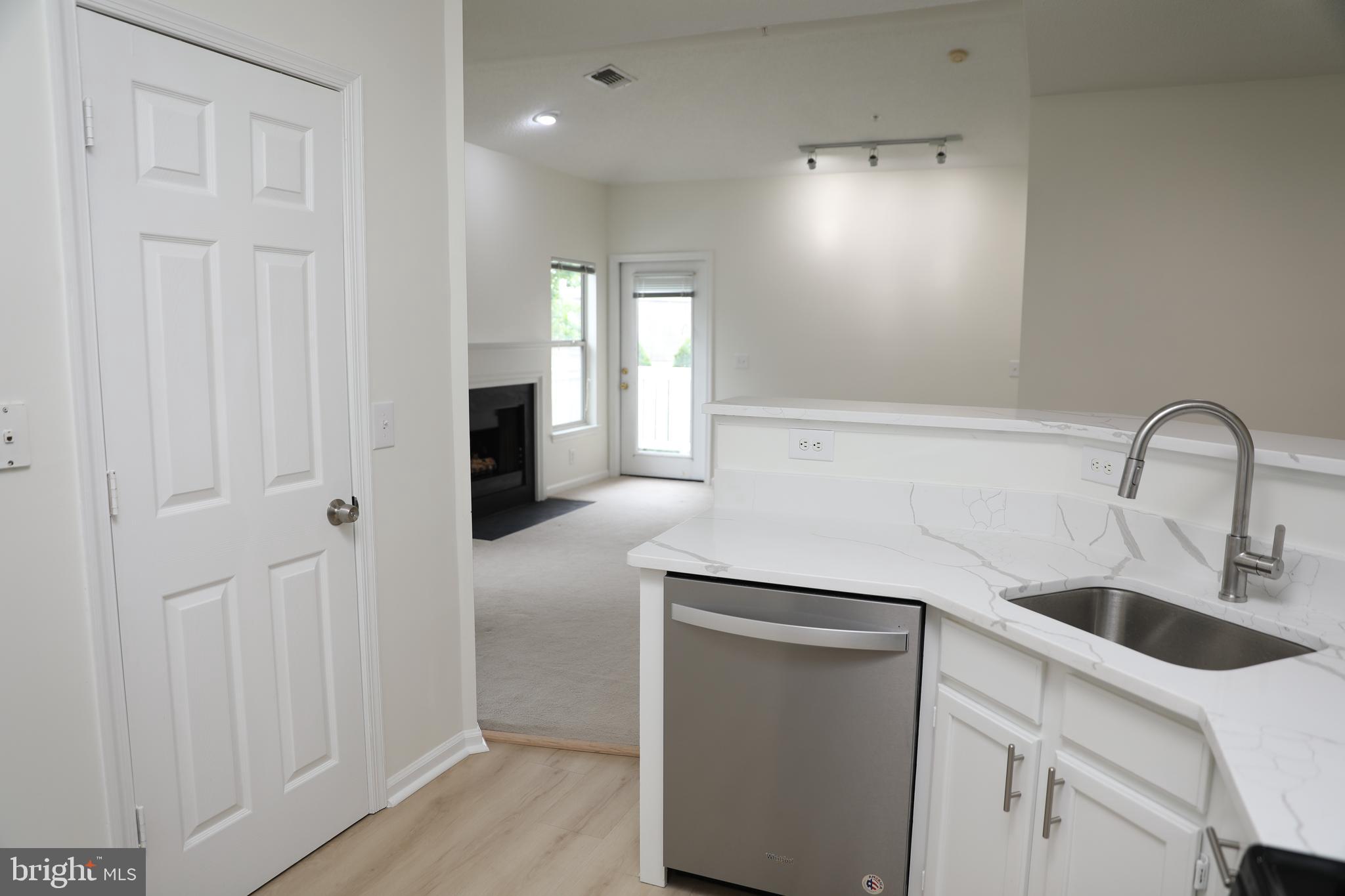14302 ROSY LANE 33